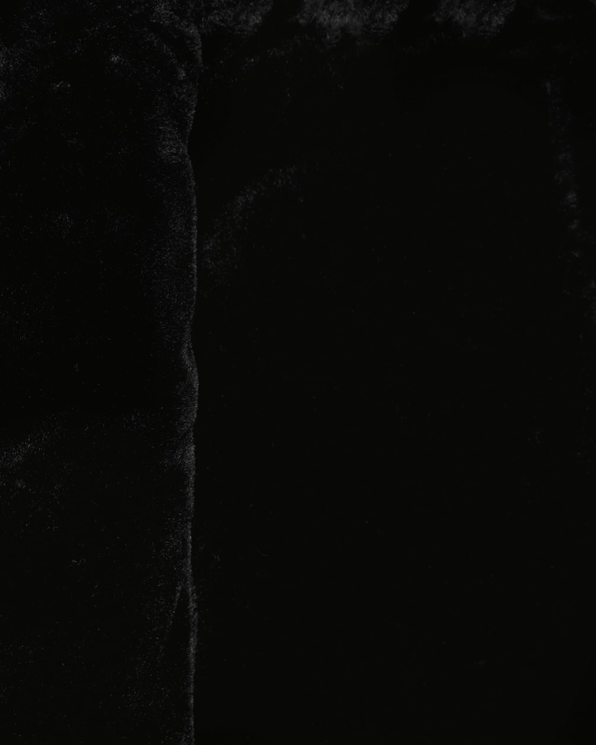 Under Armour Dziewczęca kurtka Parka Willow – najcieplejsza wodoodporna oddychająca kurtka zimowa z podszewką z polaru, pikowana izolacja i kaptur, wiek 6-14 lat, Czarny/złoty, 10-11 Years