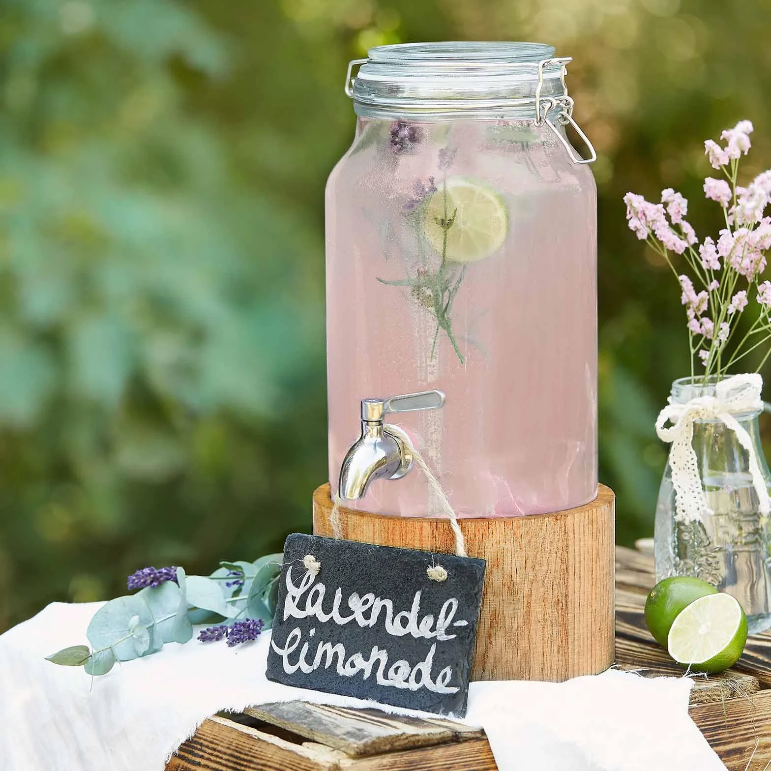 SPRINGLANE szklany dozownik do napojów 3,8 l Greta z kranikiem i stojakiem ze stali nierdzewnej z drewna dębowego, dozownik lemoniady, styl vintage Mason Jar