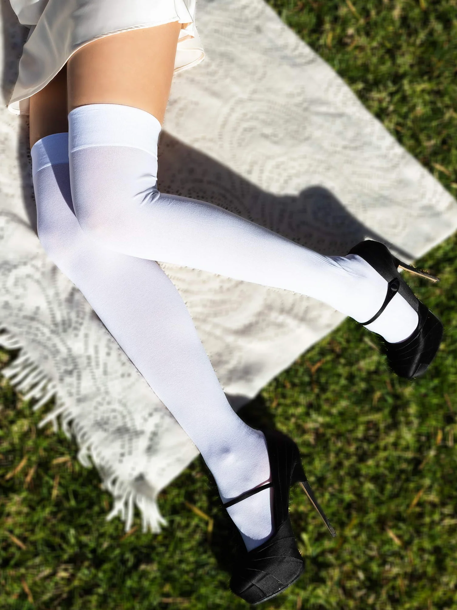 Leg Avenue Nylon Thigh Highs Jeden Rozmiar Czarny