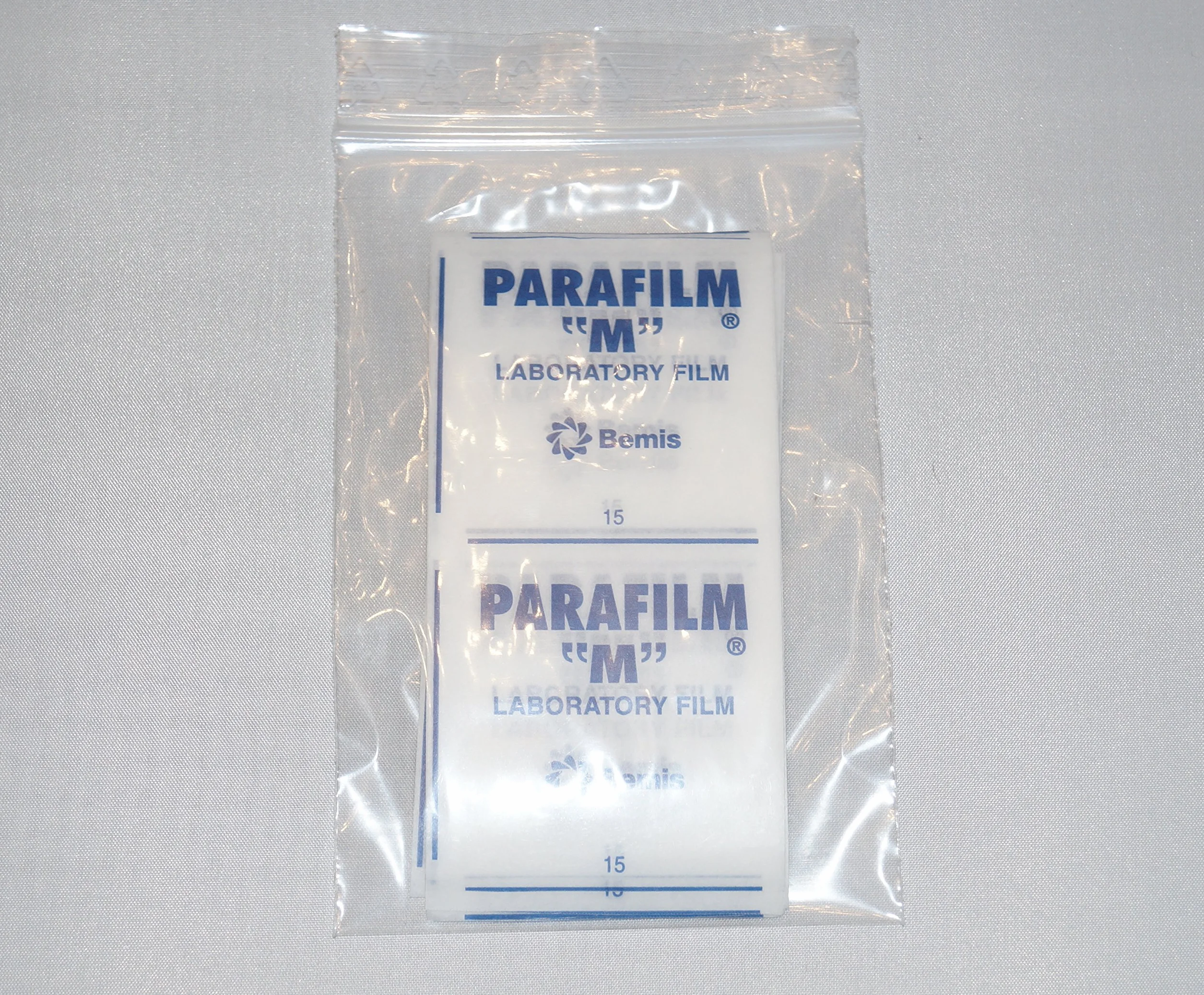 Parafilm taśma zamykająca 10 x 5 cm do izolowania butelek (10 sztuk)