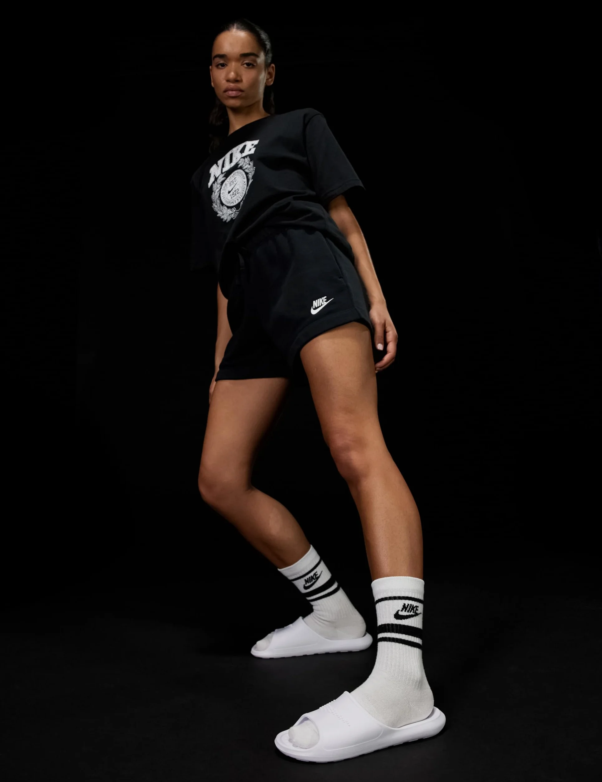 NIKE Victori One Klapki Kobiety