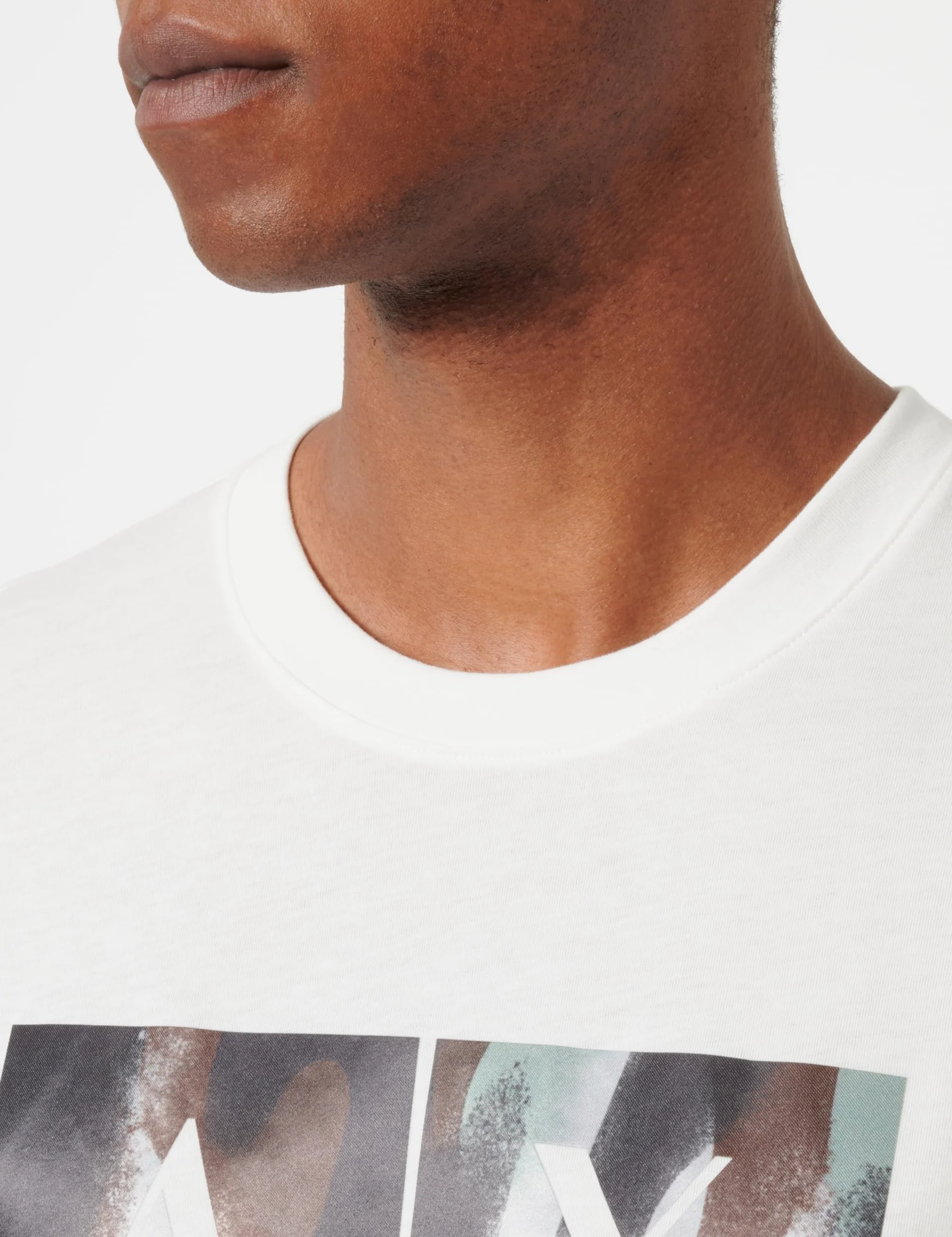Armani Exchange Męska koszulka Classic Ax Box z logo Camo Background Regular Fit Tee T-Shirt, Off White, XL