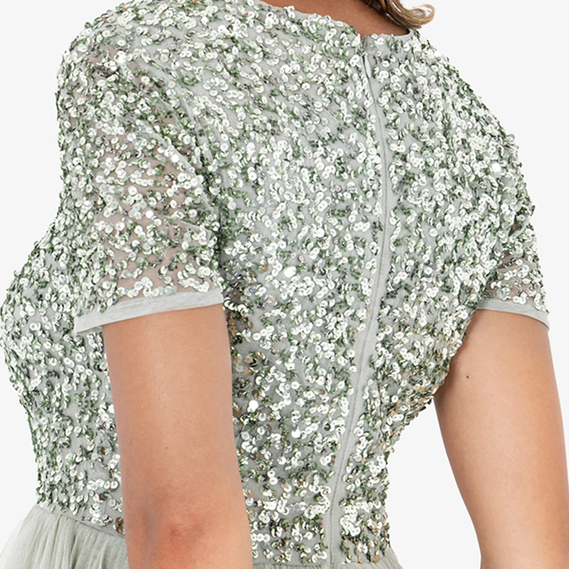 Maya Deluxe Sukienka druhny Kobiety Maya Deluxe Green Lily V Neckline Embellished Maxi Dress