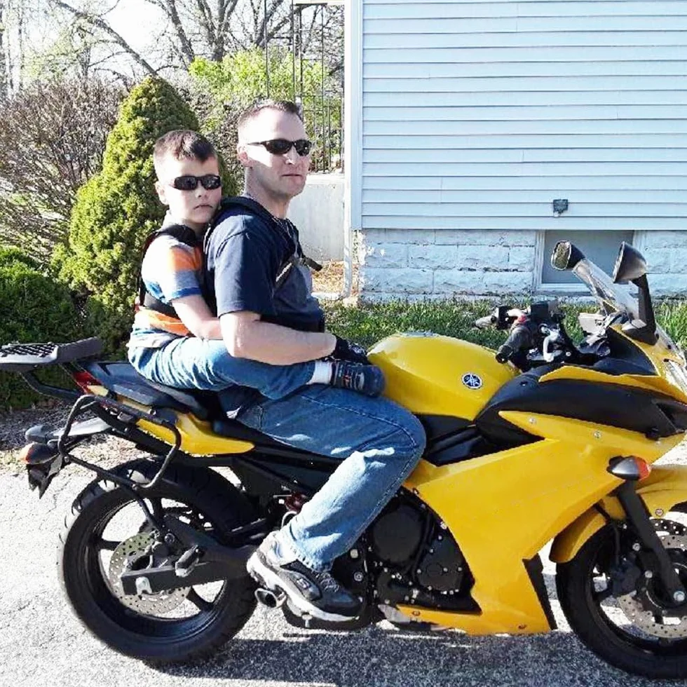 Jolik Szelki motocyklowe dla dzieci, regulowane za pomocą dwóch uchwytów, oddychający materiał w kolorze czarnym