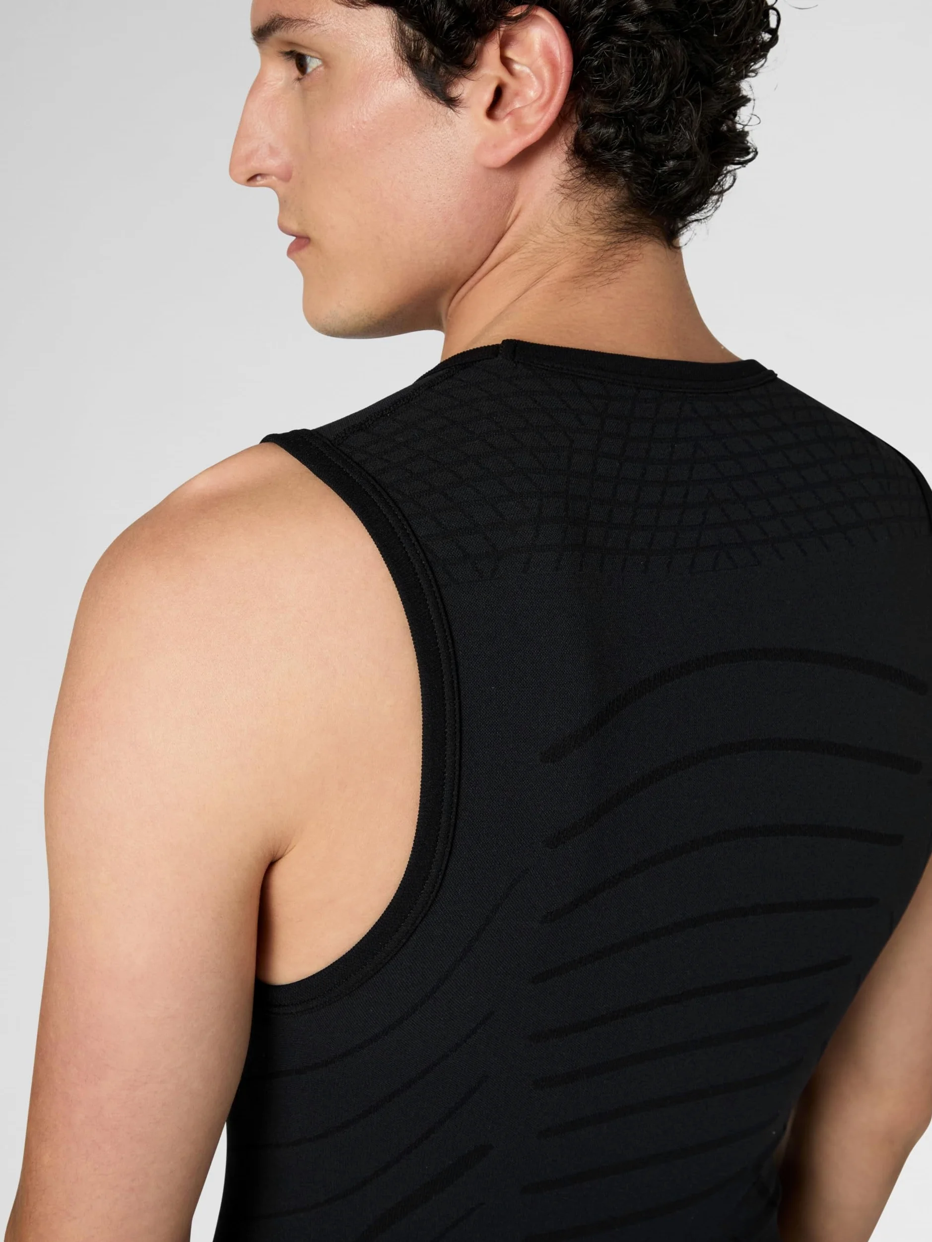 UYN Bielizna Mężczyźni UYN MAN MOTYON 2.0 SLEEVELESS