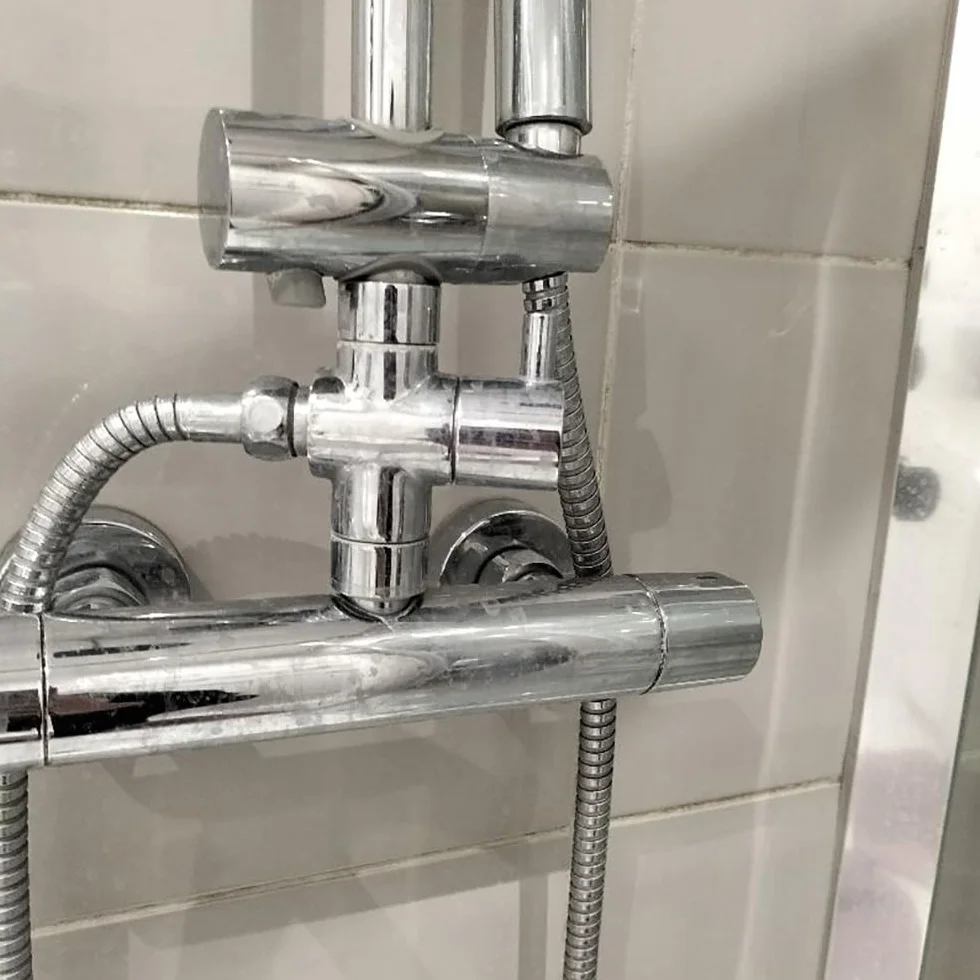 Supermocny i skuteczny środek czyszczący do kabin prysznicowych | NANOBAUER Shower Cleaner | Środek czyszczący do kabin prysznicowych do usuwania kamienia | Pojemność 750ml