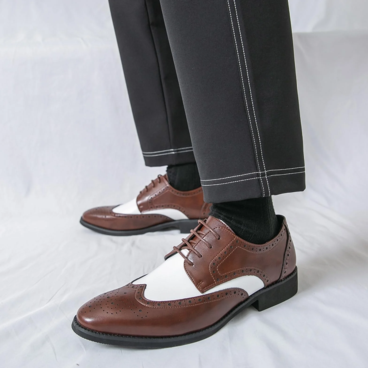Męskie buty Oxford sznurowane