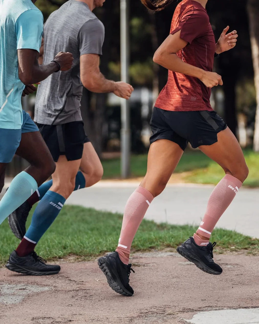 CEP - The RUN Compression skarpety damskie | długie skarpety do biegania z kompresją | regenerujące skarpety uciskowe dla kobiet