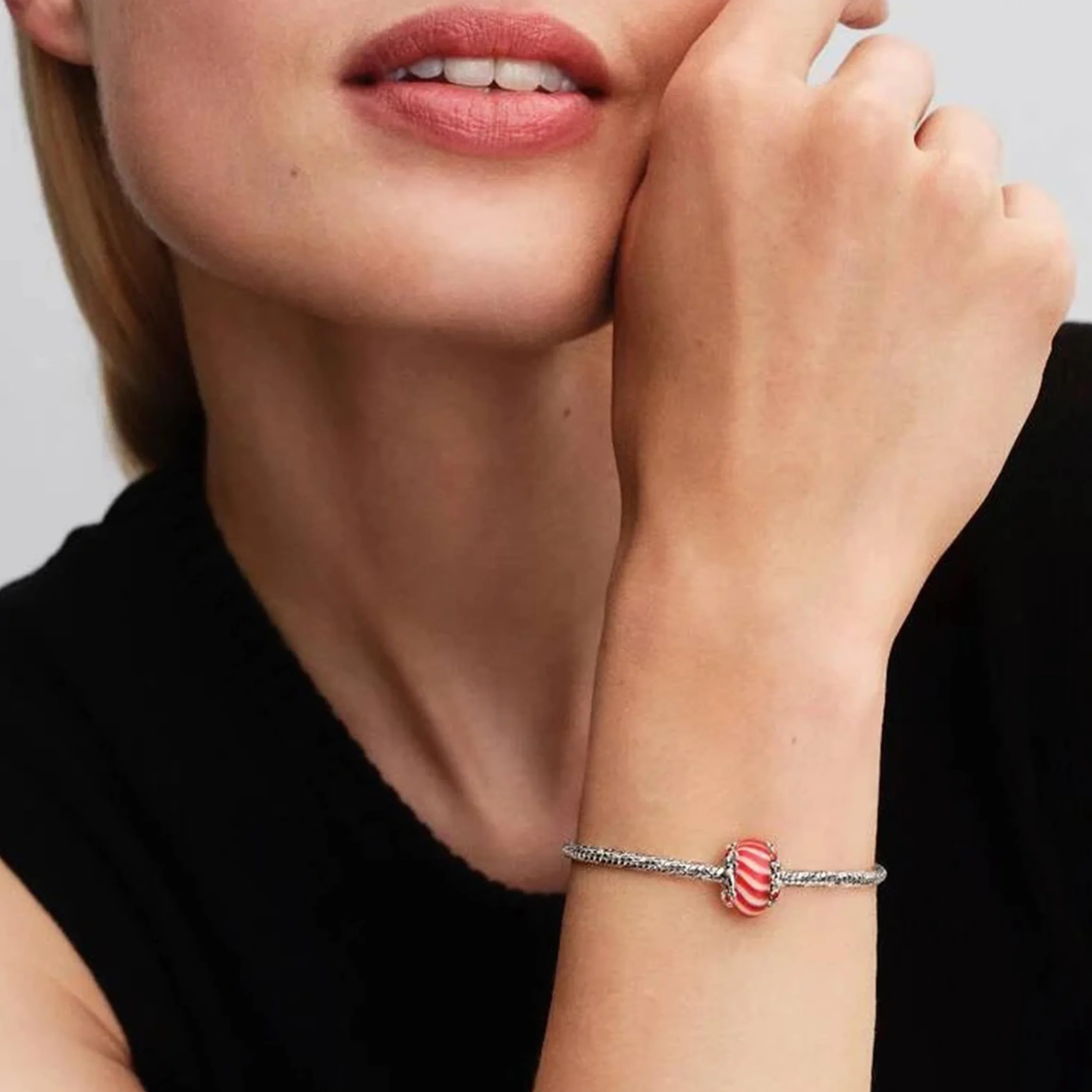 Pandora Moments Charm 794252C01 karmelowy Murano