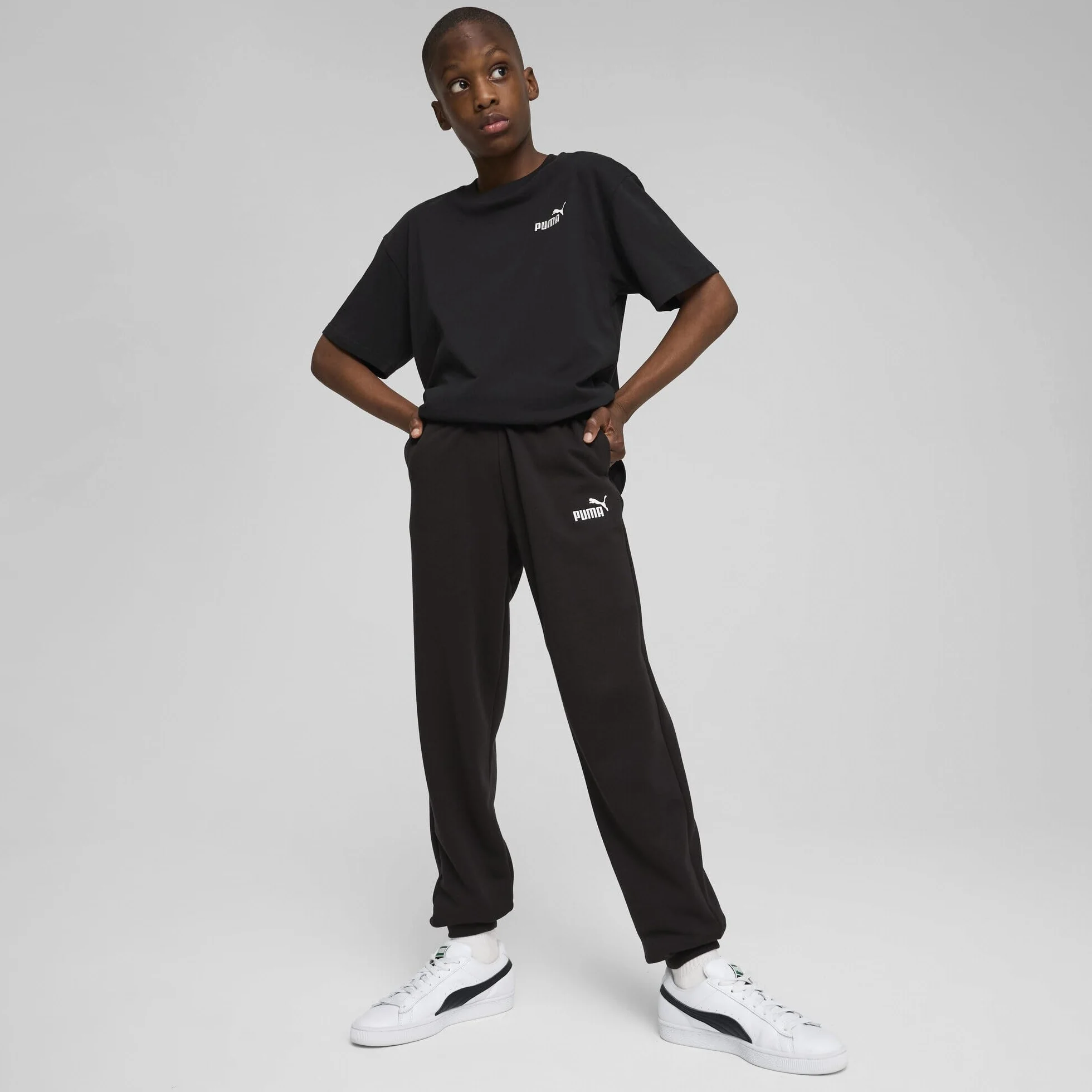 PUMA Ess No. 1 Logo Sweatpants Tr B - Spodnie z dzianiny Chłopcy