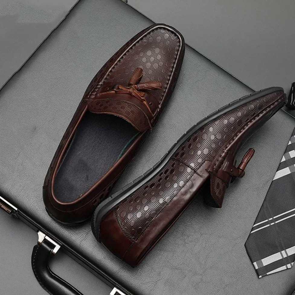 Rui Landed Mokasyny do jazdy dla mężczyzn buty do łodzi wsuwane premium prawdziwa skóra wytłoczony wzór miękkie płaskie płytkie frędzle oddychająca wyściełana podeszwa z wypustkami