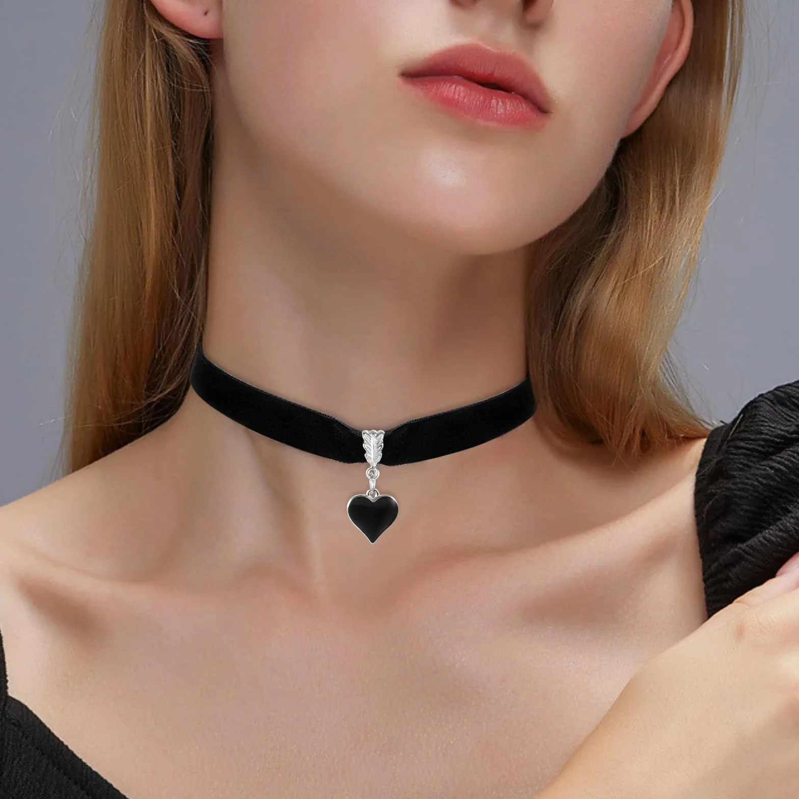 Czarny aksamitny choker, naszyjnik, regulowany, gotycki choker z wisiorkiem w kształcie serca, gruby, gotycki choker dla kobiet, dziewcząt, gotycka biżuteria, prezenty na Halloween, przyjęcie