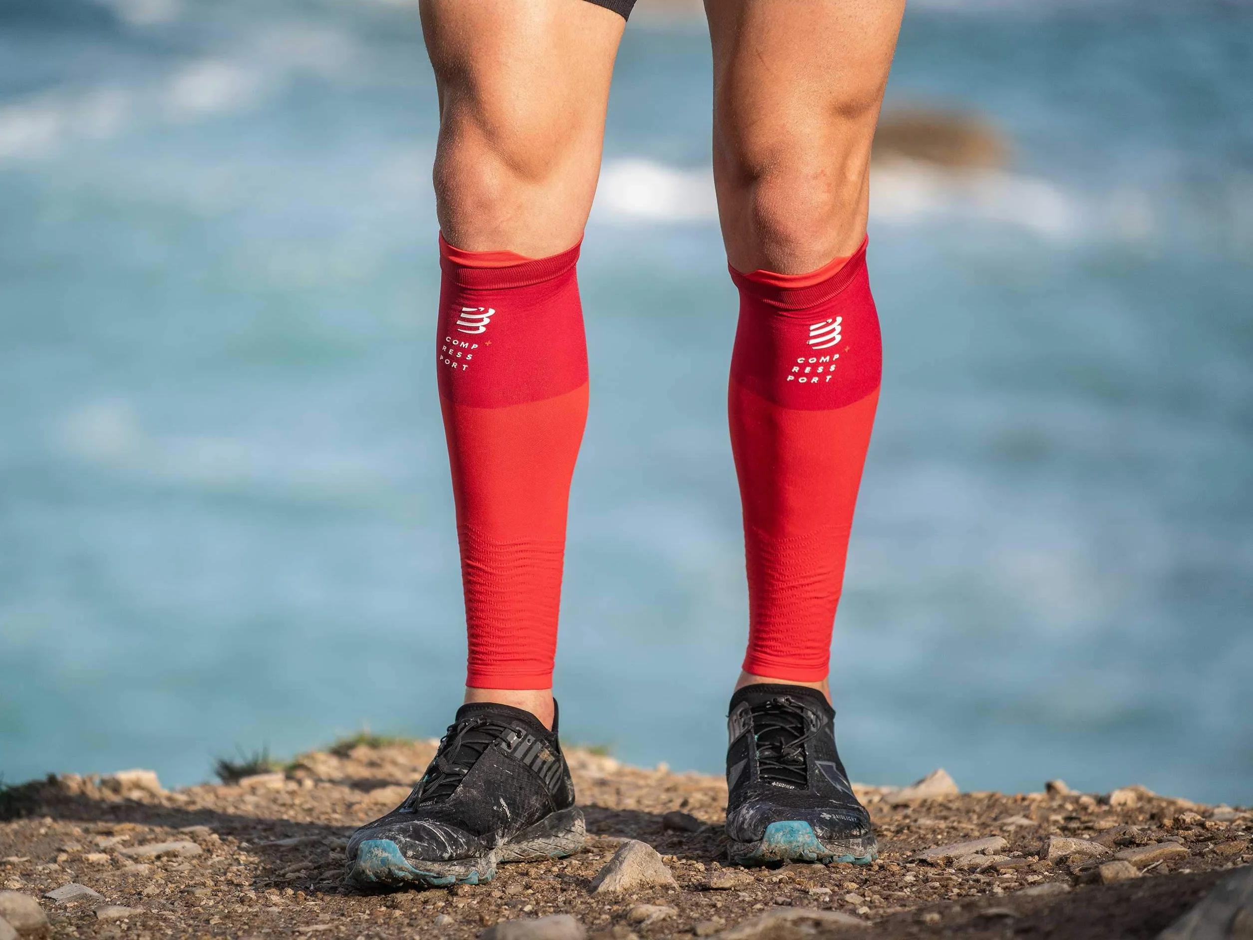 COMPRESSPORT - Bandaż kompresyjny na łydki – R2V2 – ochrona mięśni, wydajność i rekreacja do uprawiania sportu – ultralekki i antystatyczny – bieganie, jazda na rowerze, szlak i triatlon, 34-38,