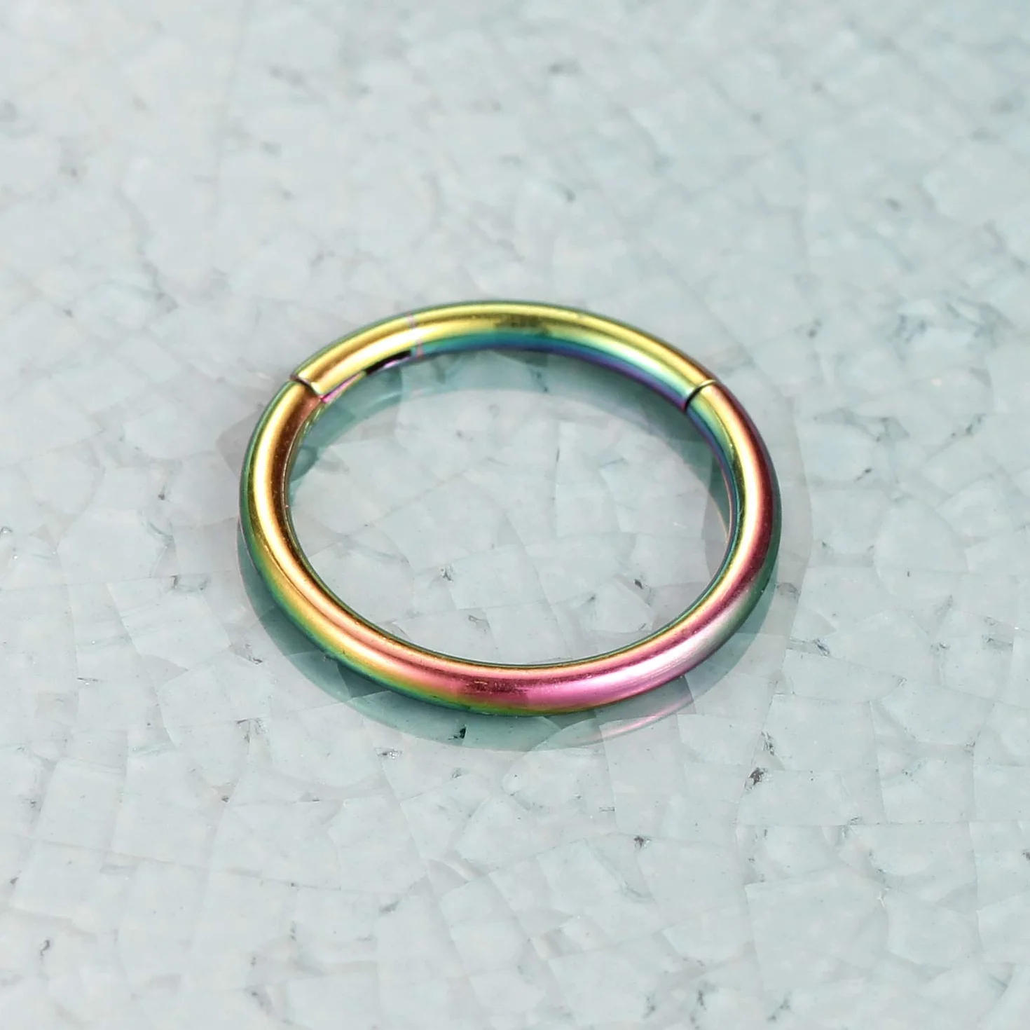 hengkaixuan 2 szt. tytanowe pierścienie do nosa na zawiasach segmentowe pierścienie zatrzaskowe chrząstka helix warga tragus muszla piercing biżuteria śpioszki kolczyki płatek przegrody nosowej