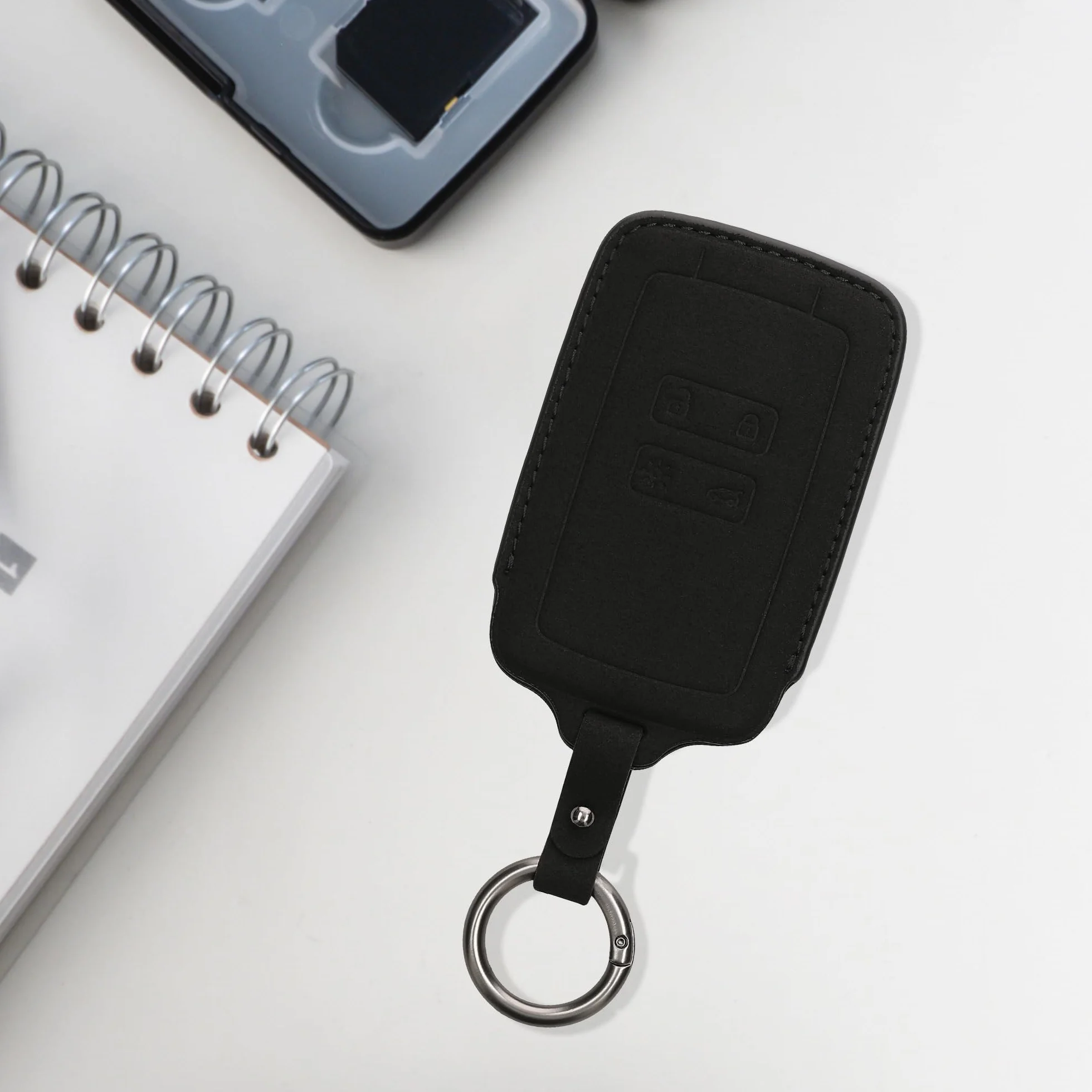 kwmobile Etui na kluczyki samochodowe kompatybilne z Renault z 4-przyciskowym kluczem samochodowym (tylko Keyless Go), matowe etui na kluczyki samochodowe ze skóry PU z brelokiem, pokrowiec na brelok