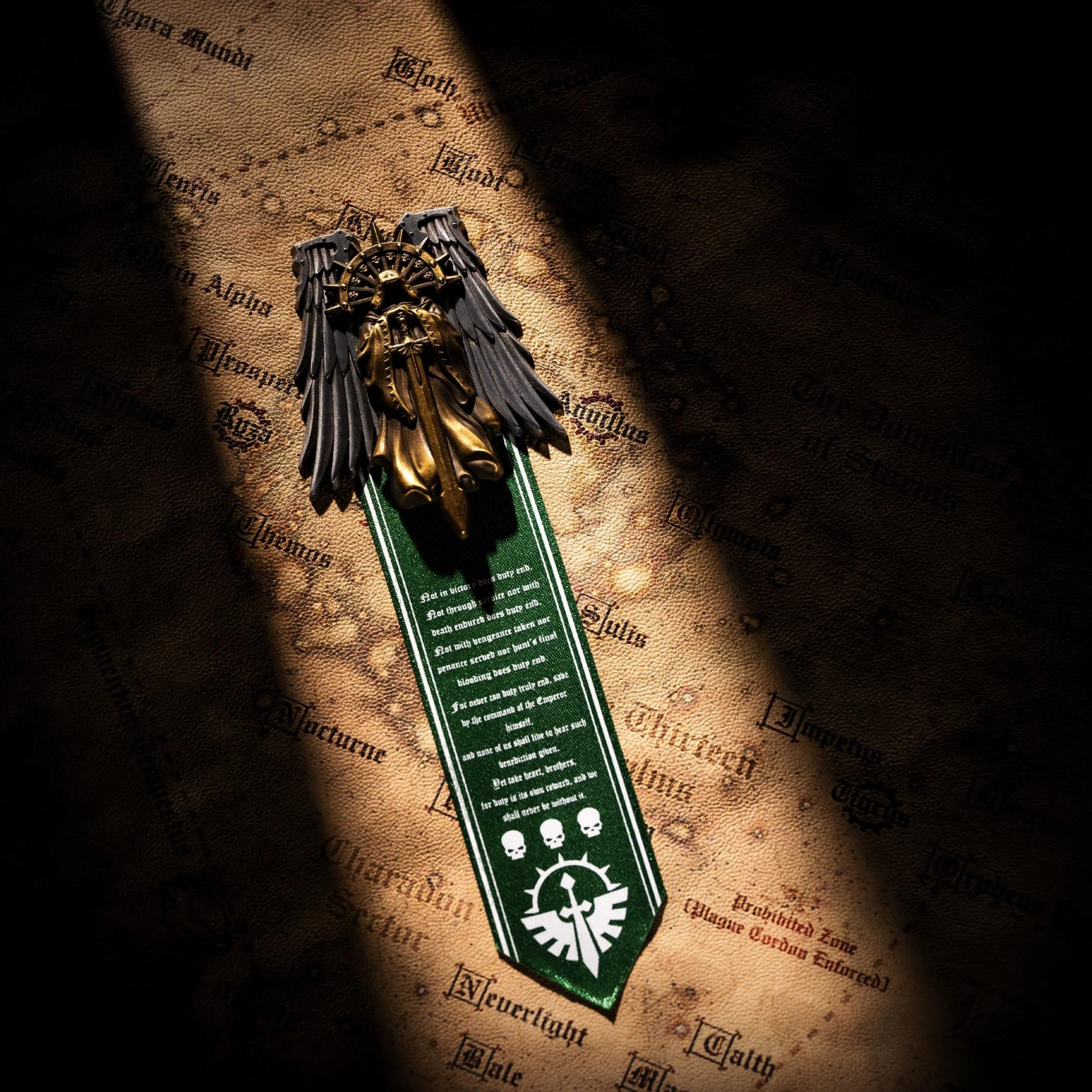 Starforged Warhammer 40K Dark Angels Seal of Duty Emble of Inner Circle Broszka, mała, stal stopowa, bez kamienia szlachetnego