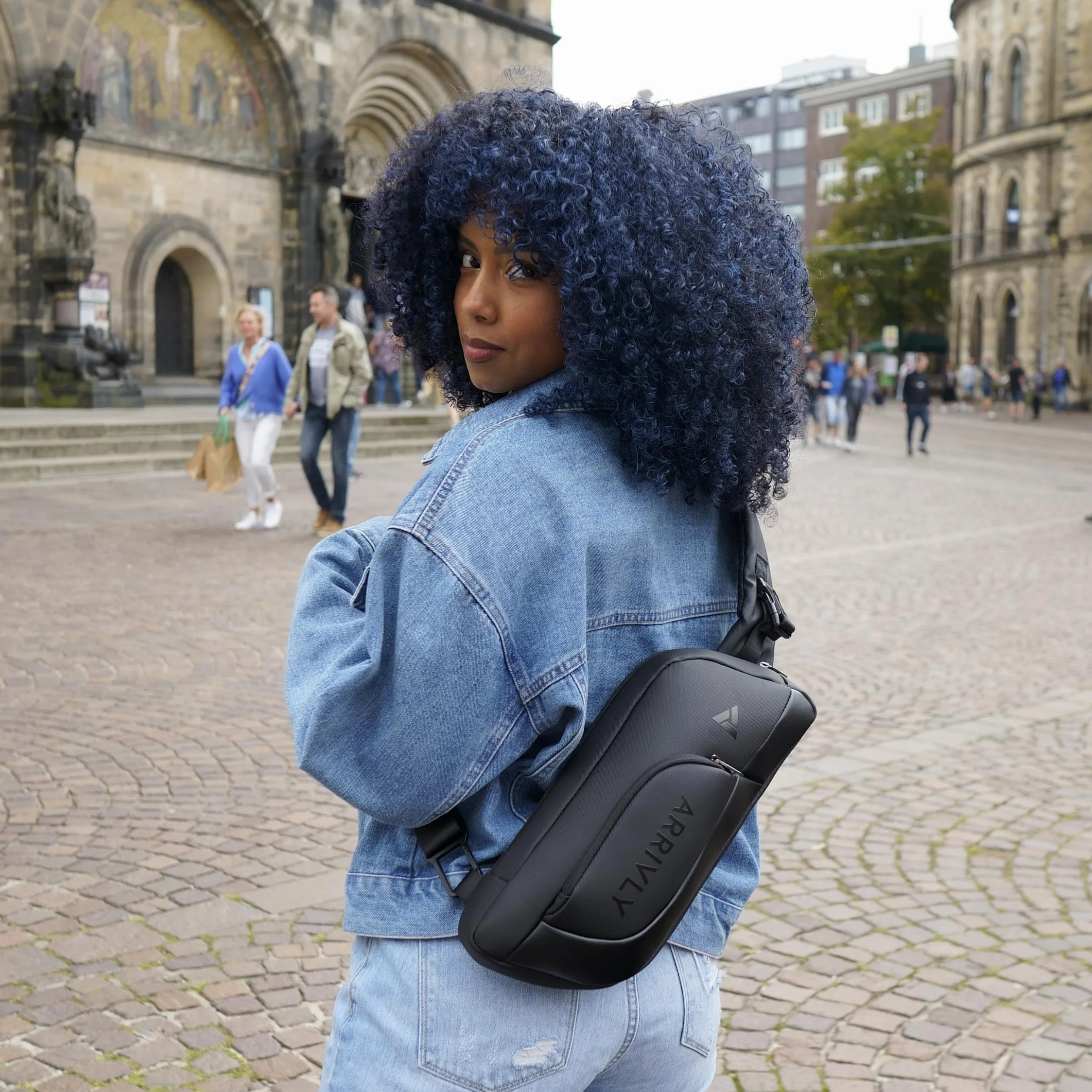 Arrivly Torba na ramię dla kobiet i mężczyzn, torba crossbody, torba na ramię, torba na klatkę piersiową, dla chłopców, na podróż, outdoor, czarna