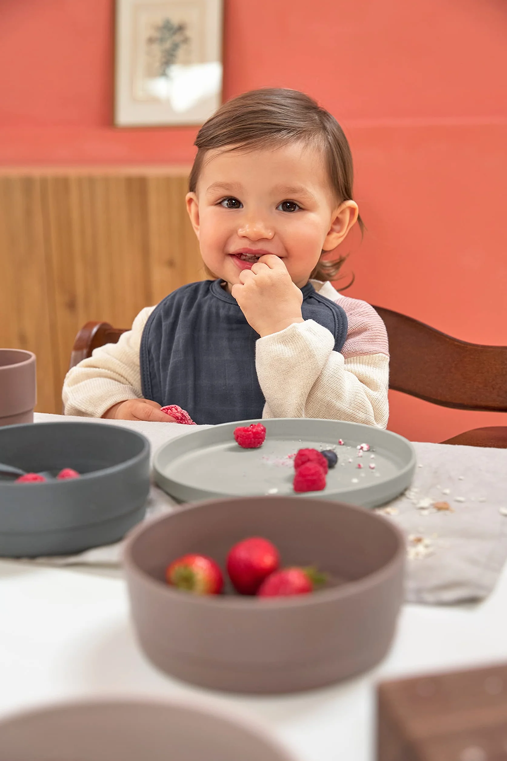LÄSSIG Miseczka dziecięca, naczynia dla dzieci, bez melaminy, nie zawierają BPA, nadają się do mycia w zmywarce i kuchenki mikrofalowej/miska Uni choco