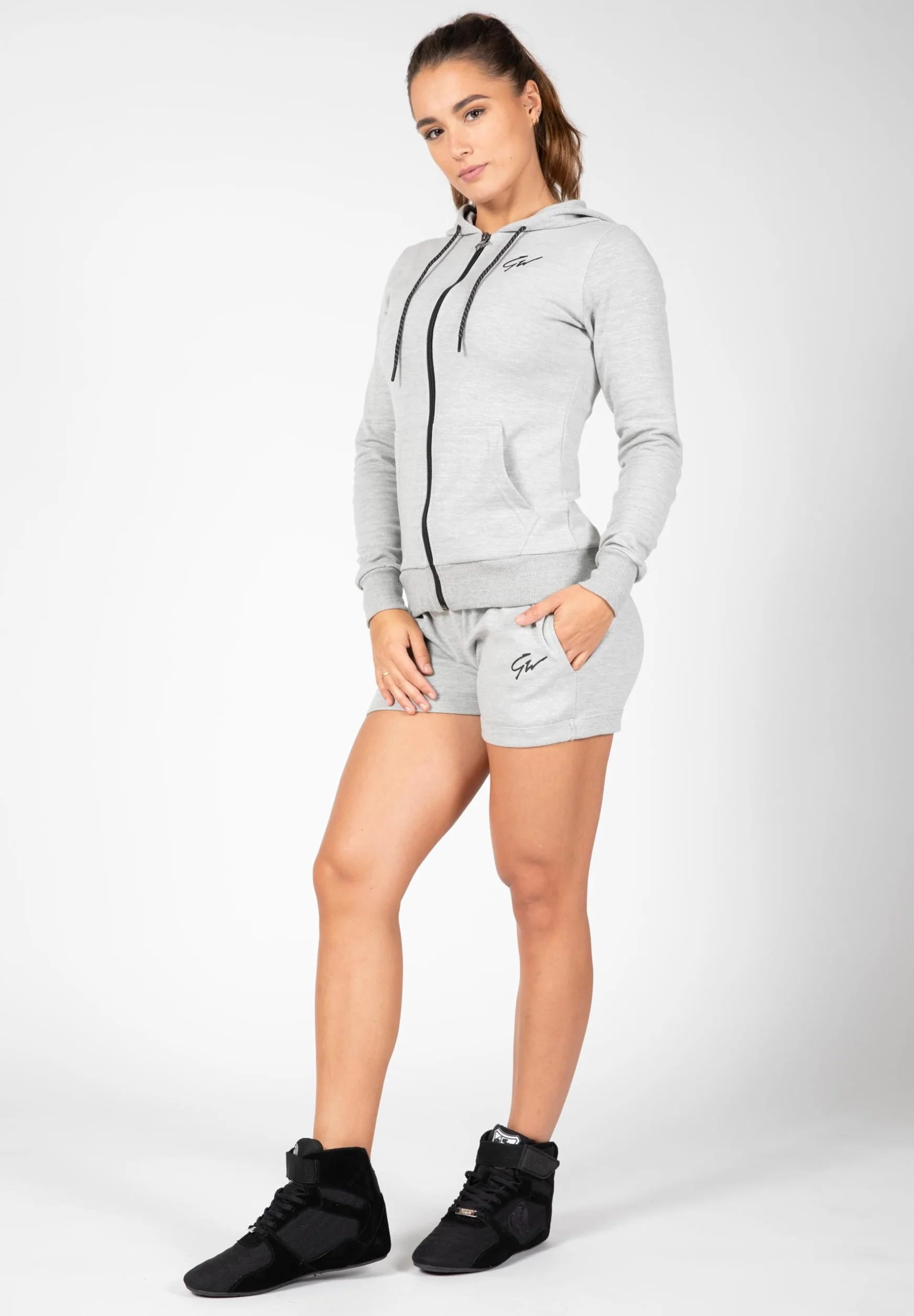 Gorilla Wear Pixley Zipped Hoodie - czarna - lekka funkcjonalna górna część sweter z zamkiem błyskawicznym do uprawiania sportu, na co dzień, na czas wolny, trening, wygodna, oddychająca, z bawełny i