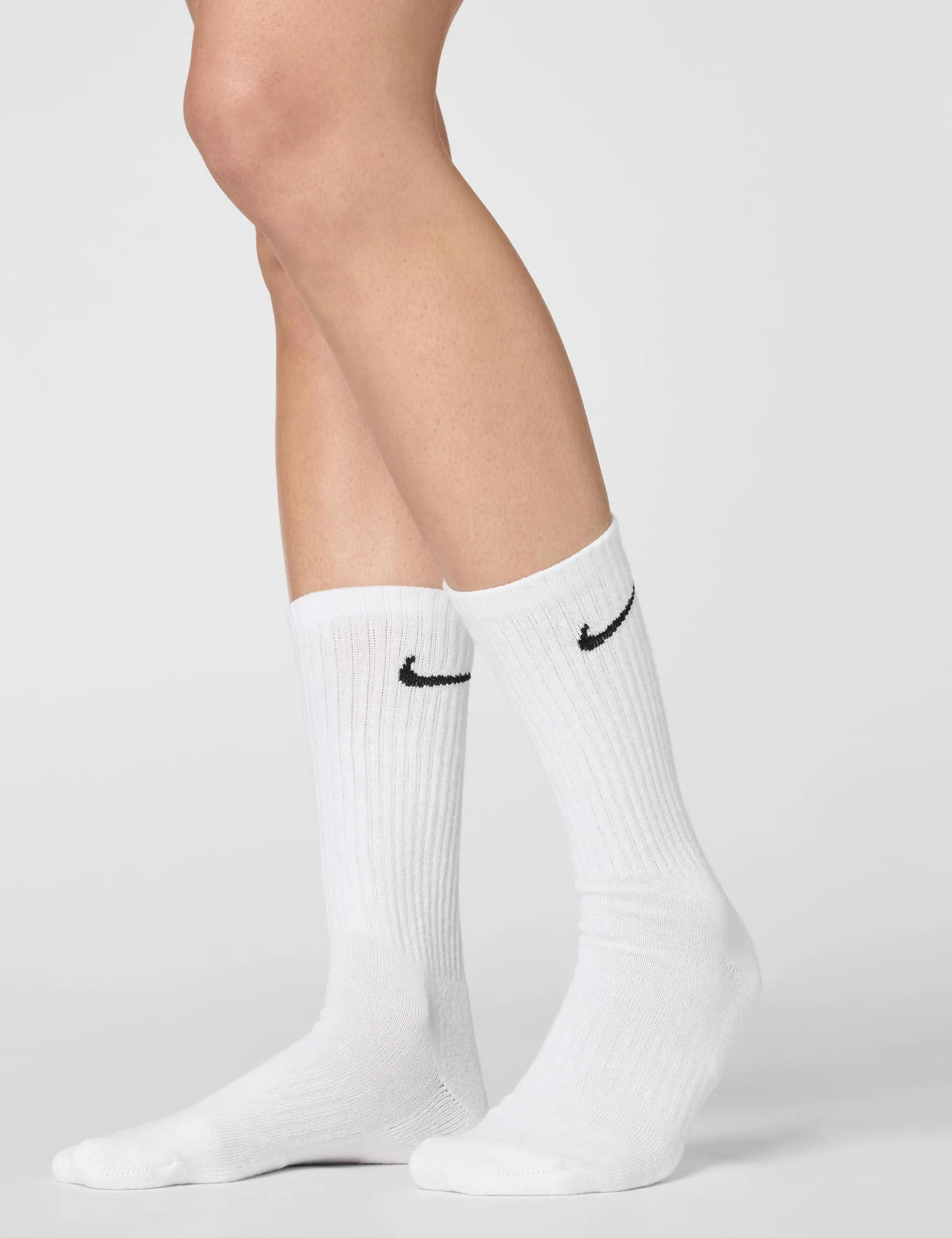 NIKE Nike Performance Cushion Crew Socks 6 par - Taśma Uniseks Performance Cushion Crew Socks With Band (6 Pairs) (36 w zestawie)