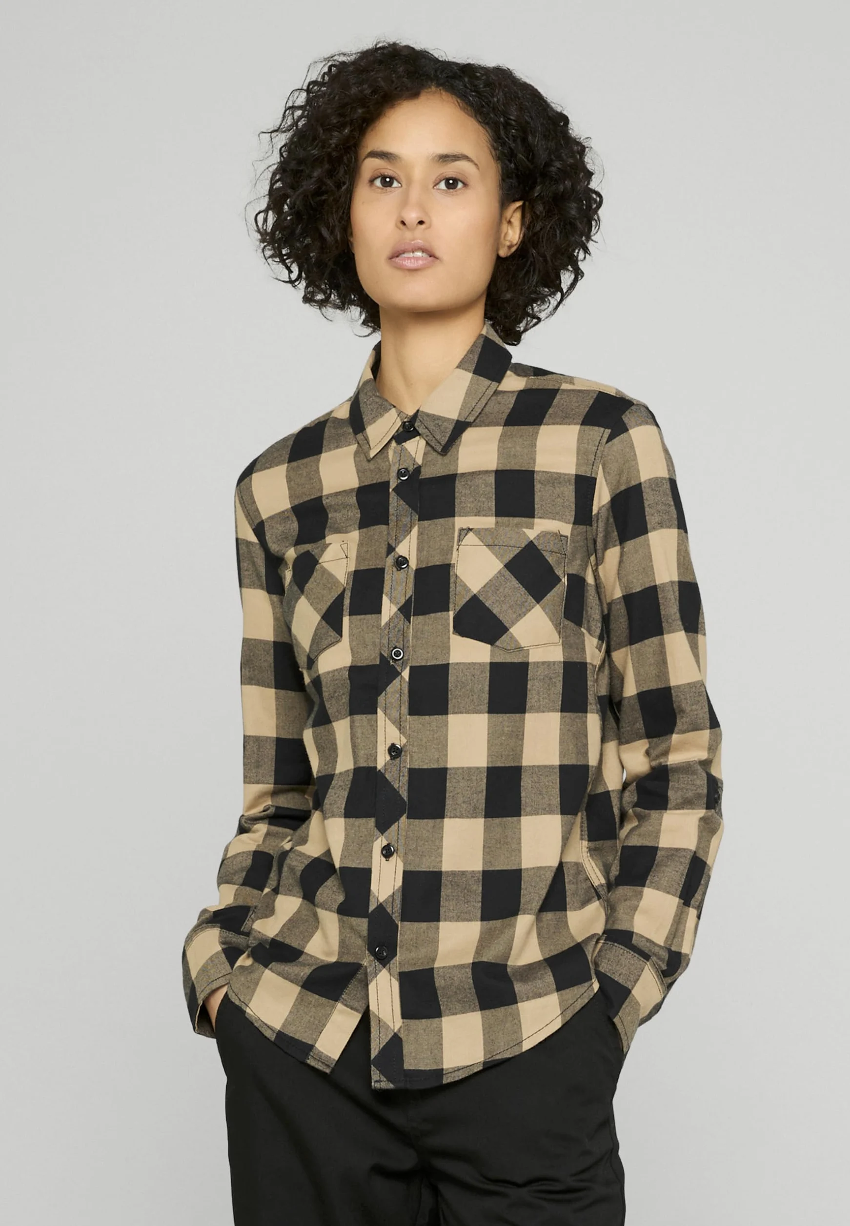 Urban Classics Damska koszula flanelowa w kratk?, Czarny/Softtaupe, M