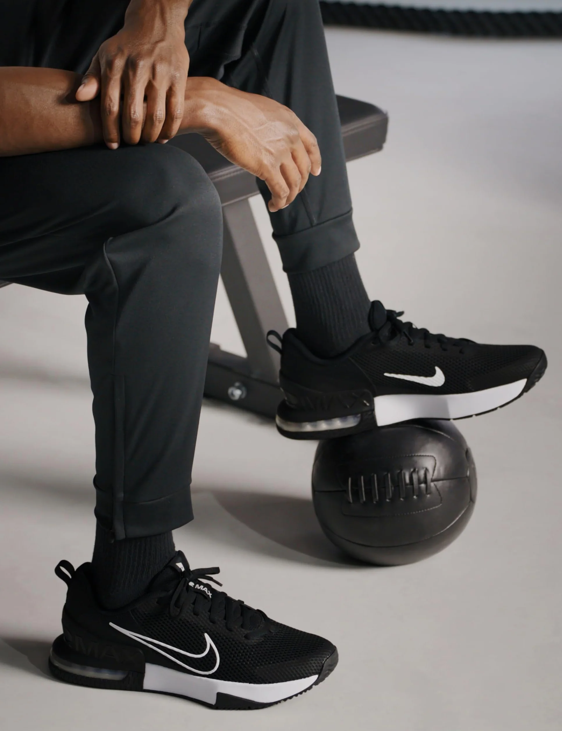 NIKE Mężczyźni Air Max Alpha Trainer 6sneakersy