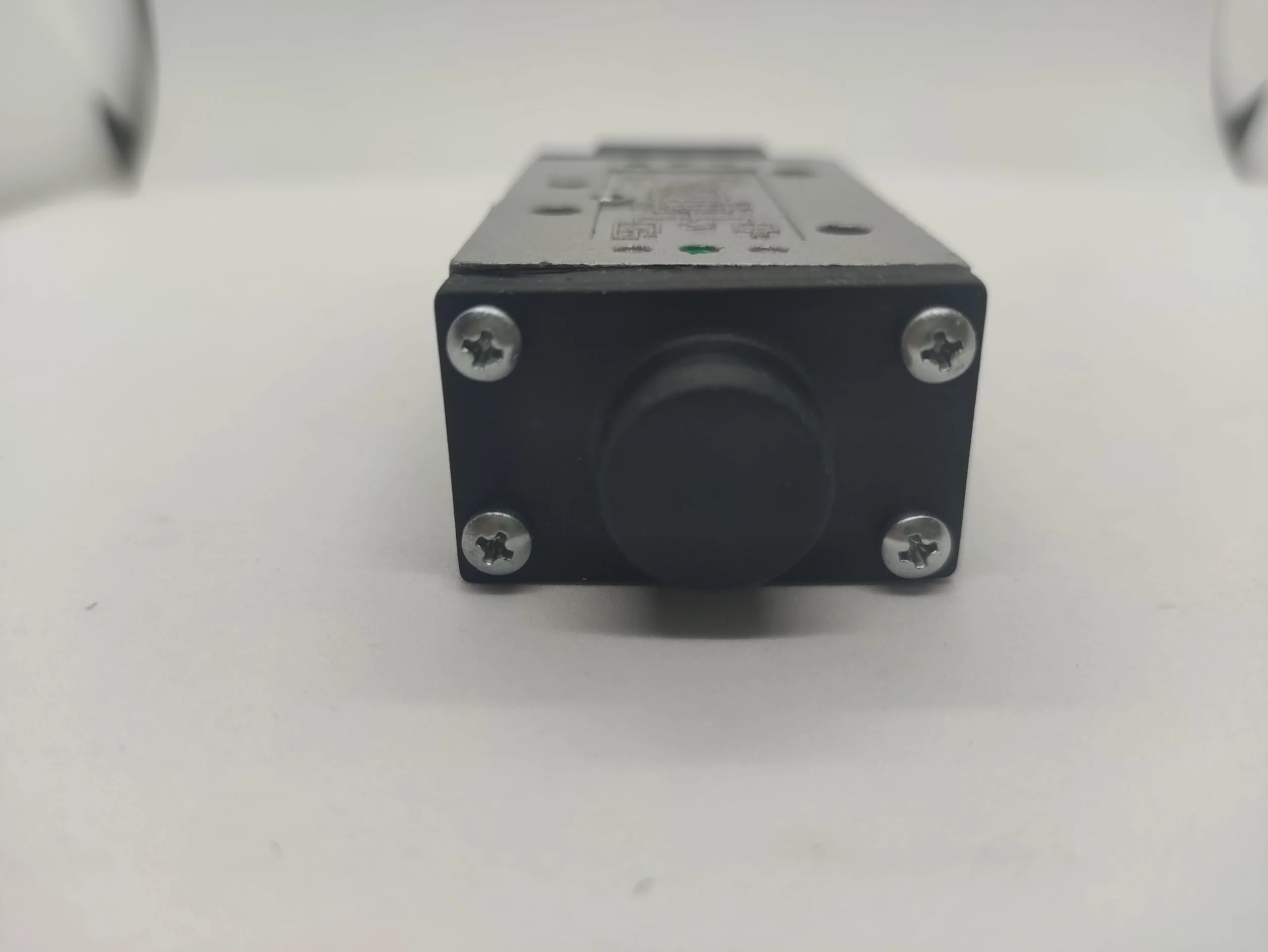 AC-7500 Zawór elektromagnetyczny UNIVER 5/2 1/8