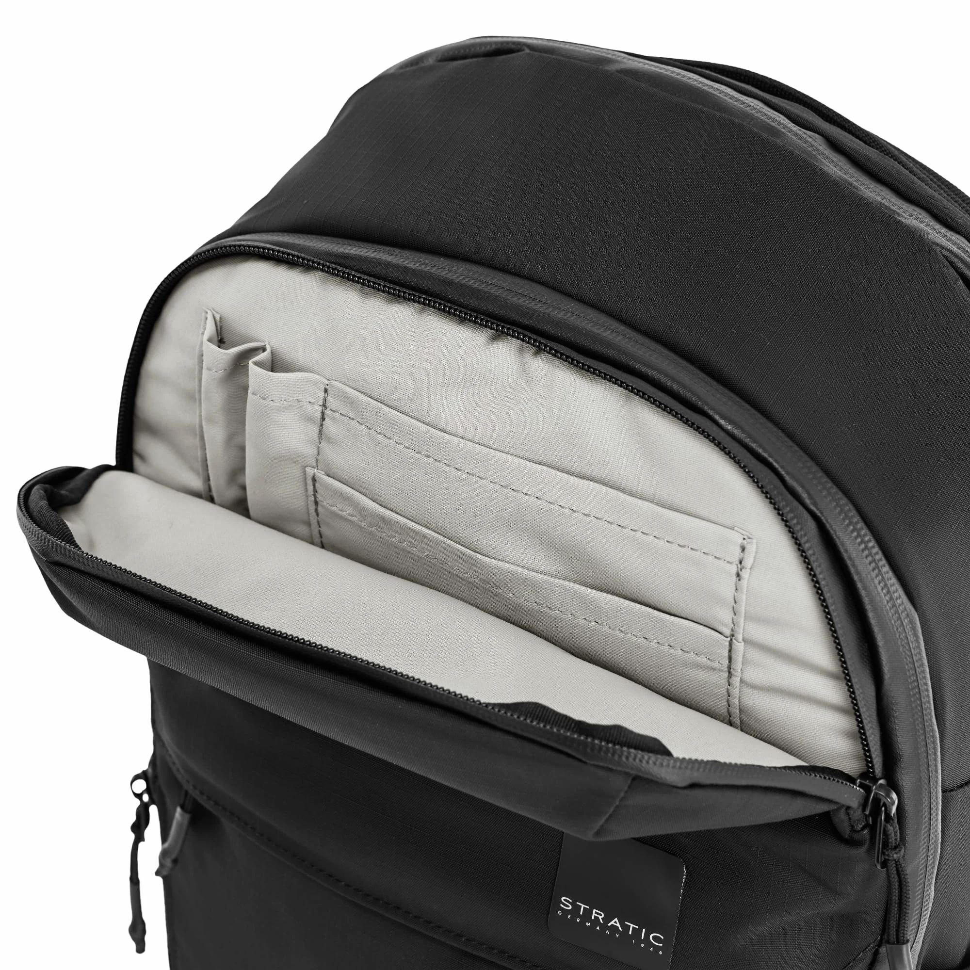 Stratic Move Backpack Small Daily Use Plecak 25L Mężczyźni Kobiety Kieszeń na Laptop 14 cali Nylon Plecak do Biznesu Uniwersytetu Szkoła Codzienna, Kolor: czarny, S, Casual