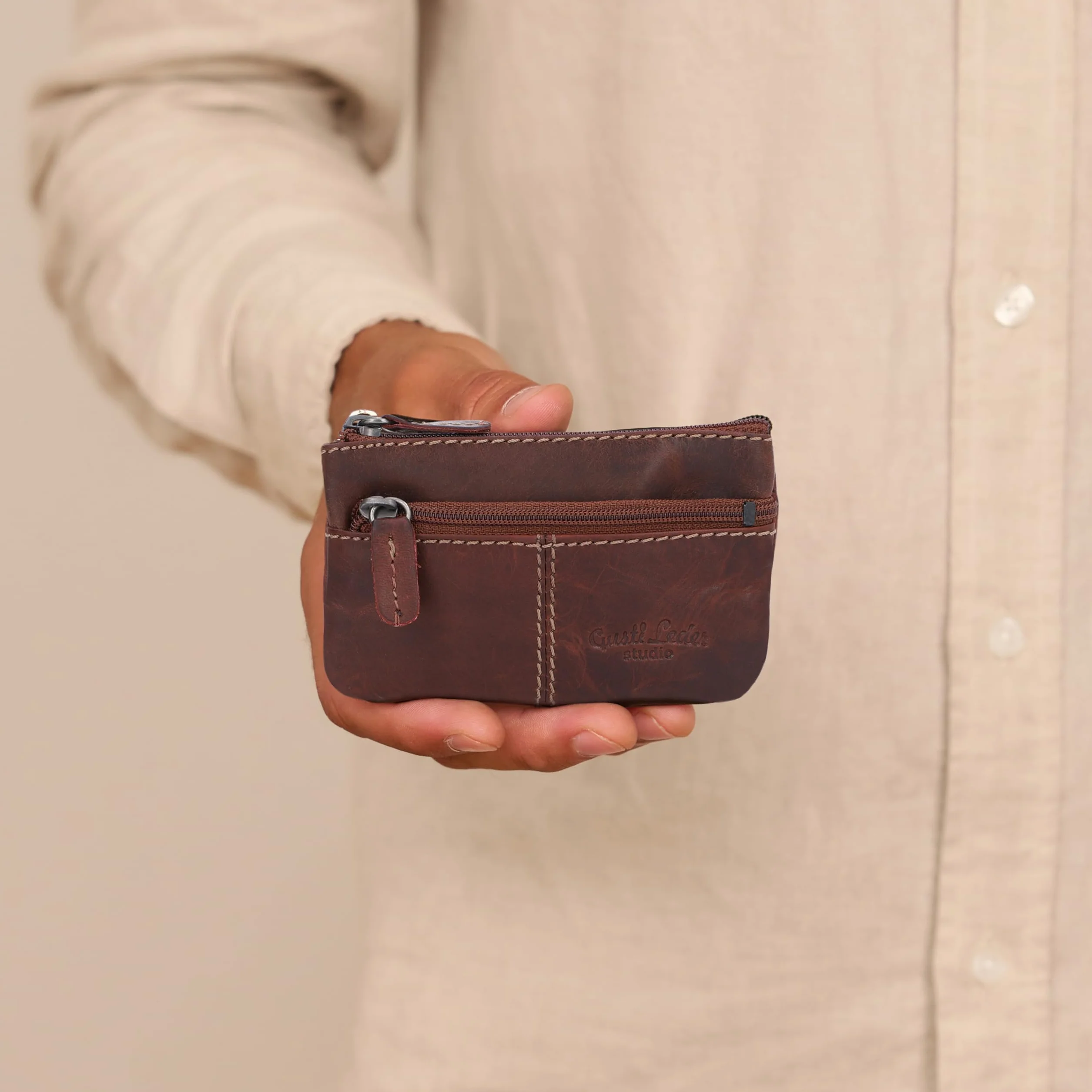Gusti Skórzane Etui na Klucze Rook – Stylowe Brązowe Ochronne Etui Retro z Naturalnej Skóry – Organizer do Kluczy, Bezpieczny Pokrowiec na Klucze Męskie i Damskie