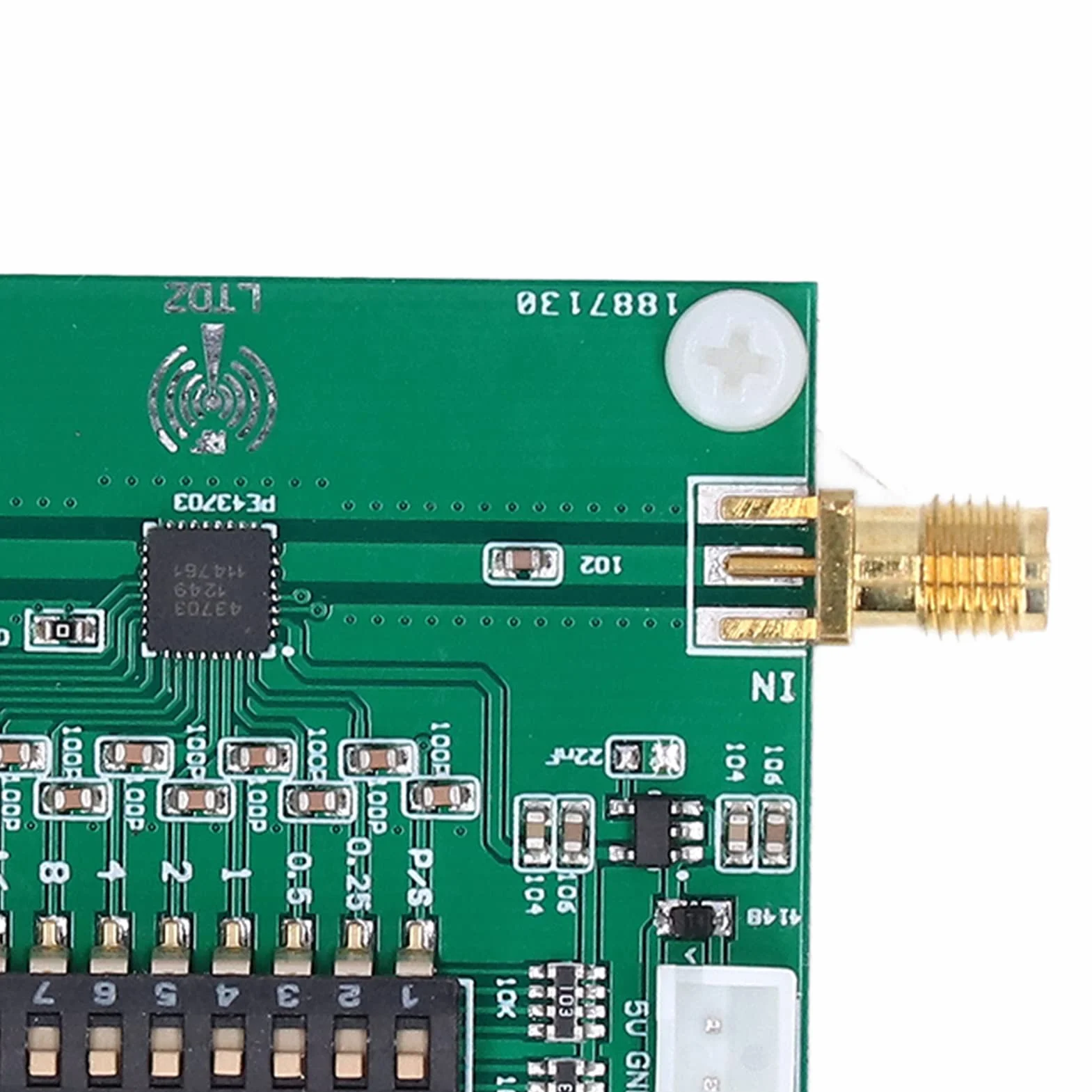 Cyfrowy moduł Tłumika RF o Dużej Przepustowości od 0,25 DB do 31,75 DB PE43703 Akcesorium