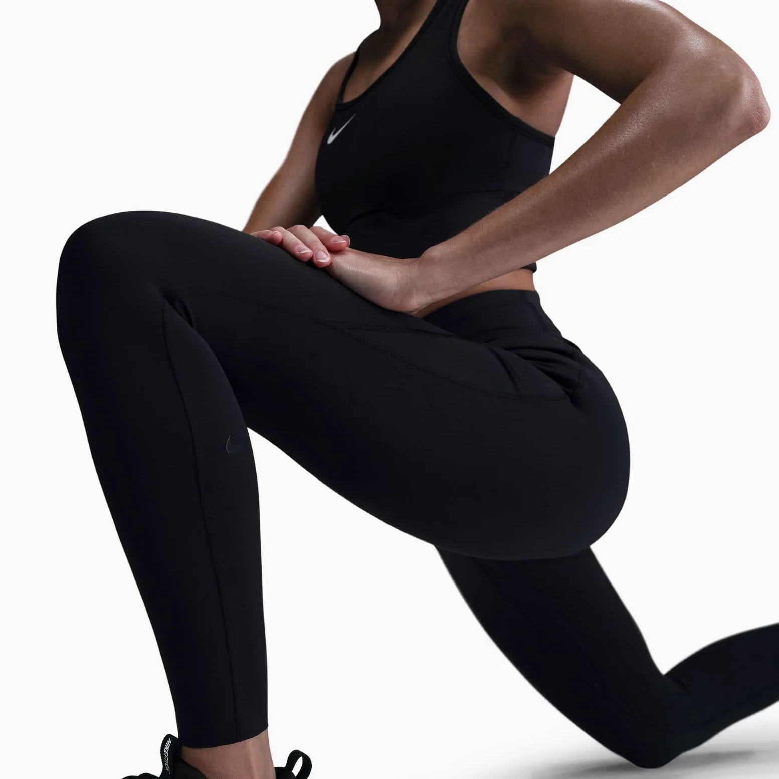 Nike Universa Legginsy 7/8 z kieszeniami, średni chwyt i wysoki ściągacz (damskie), czarny/antracytowy/szary Dk Smoke Grey, HQ6813-010, S