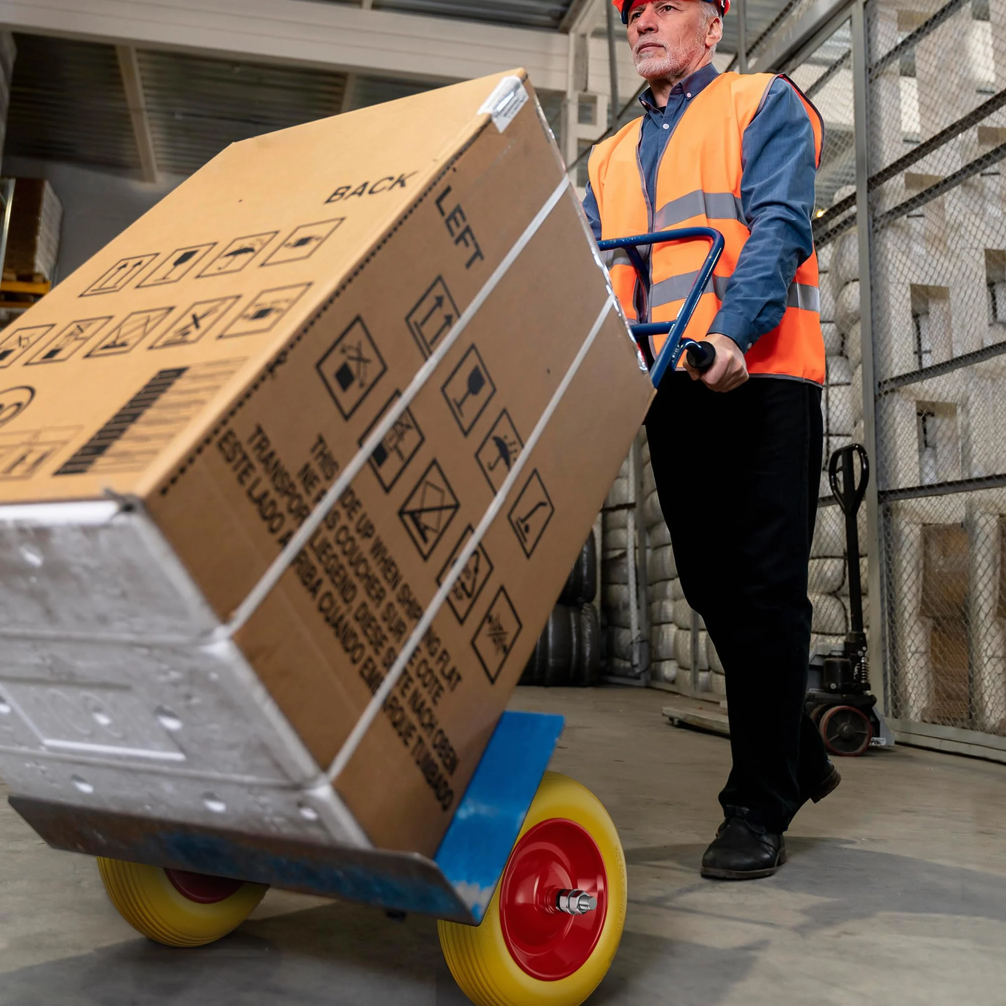 Wiltec Koło do taczki PU 4.8/4.00-8 do 180 kg koło pełne o wymiarach 92 x 392 mm, odporne na przebicia, poliuretanowe