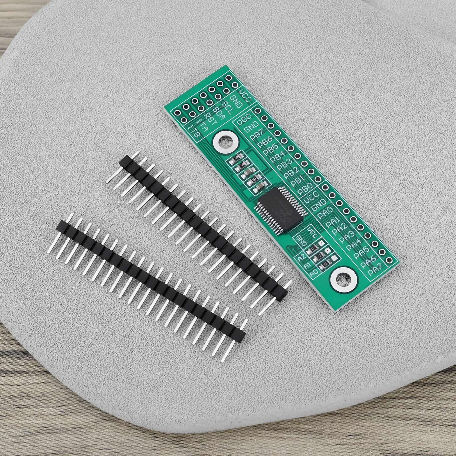 Create idea 16-kanałowa płytka modułu rozszerzeń IO Interfejs I2C wyjście wejściowe IIC MCP23017-E/SS do konsoli do gier komputerowych