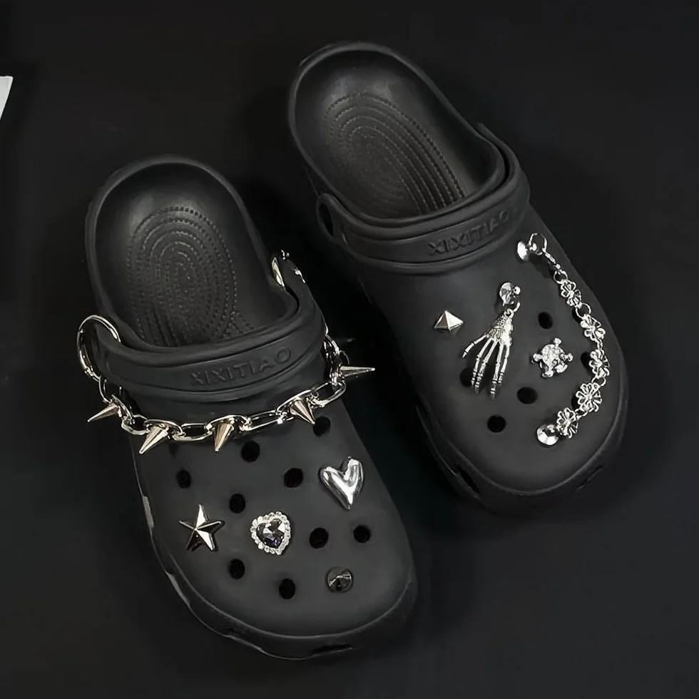 Zawieszki do chodaków, błyszczące buty, gotyckie zawieszka, Y2k, sztuczny diament, dekoracja z łańcuszkami, kolce, akcesoria dla mężczyzn, kobiet