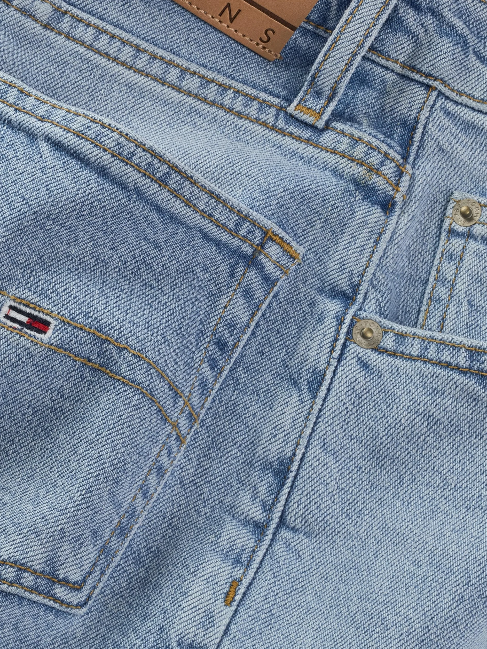 Tommy Jeans Mom Jean Uh Tpr Bi0112 Dw0dw20041 - Stożkowy Kobiety