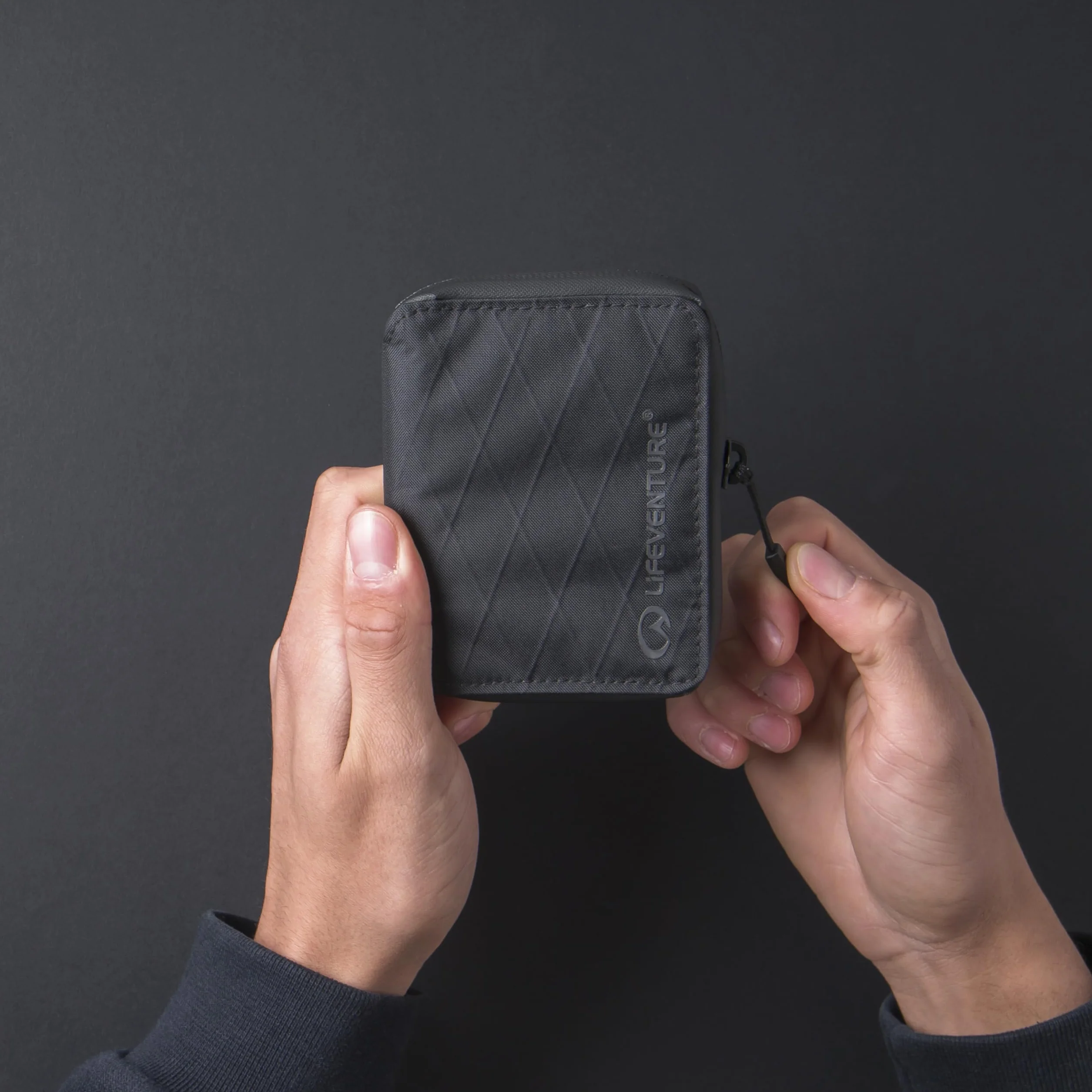 Lifeventure Portfel z zamkiem błyskawicznym Lifeventure X-Pac, portfel z ochroną RFiD i zamkiem błyskawicznym