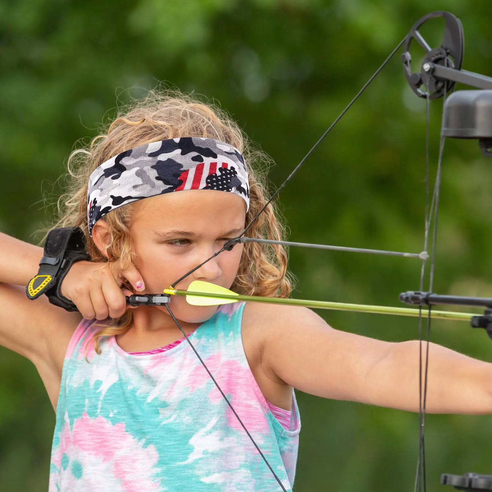 WLLHYF Sportowe opaski na głowę dla dzieci, 4 sztuki, sportowe opaski przeciwpotne dla chłopców, kamuflaż, sportowa opaska pochłaniająca pot, elastyczna opaska do włosów do piłki nożnej, baseballu,