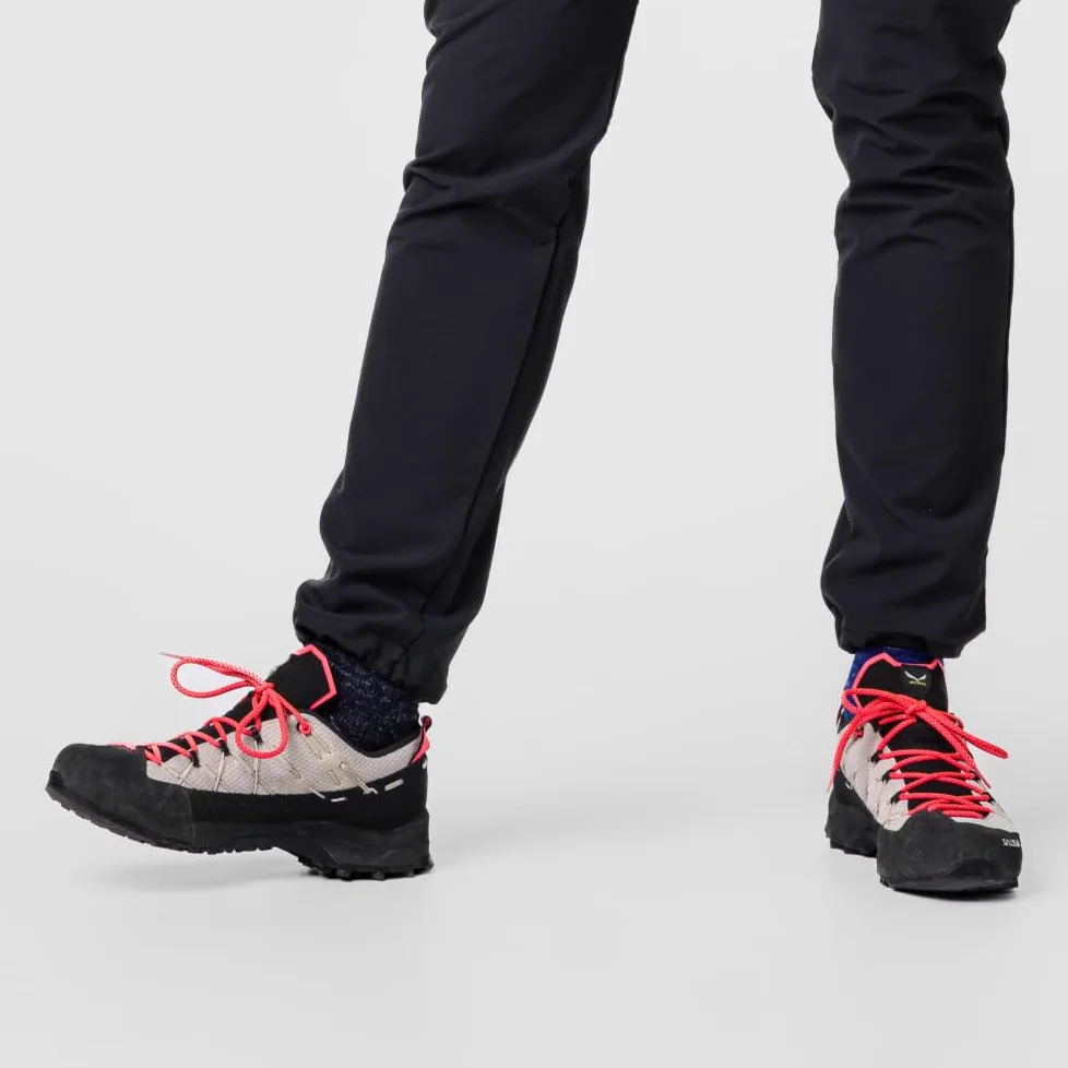 Salewa Kobiety Wildfire 2 Gore-tex WomenButy o niskim kroju