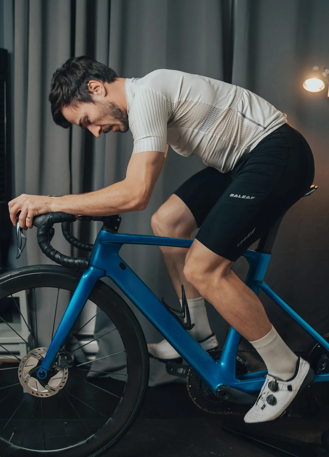 BALEAF Męskie wyściełane spodenki rowerowe z kieszeniami UPF 50+ MTB
