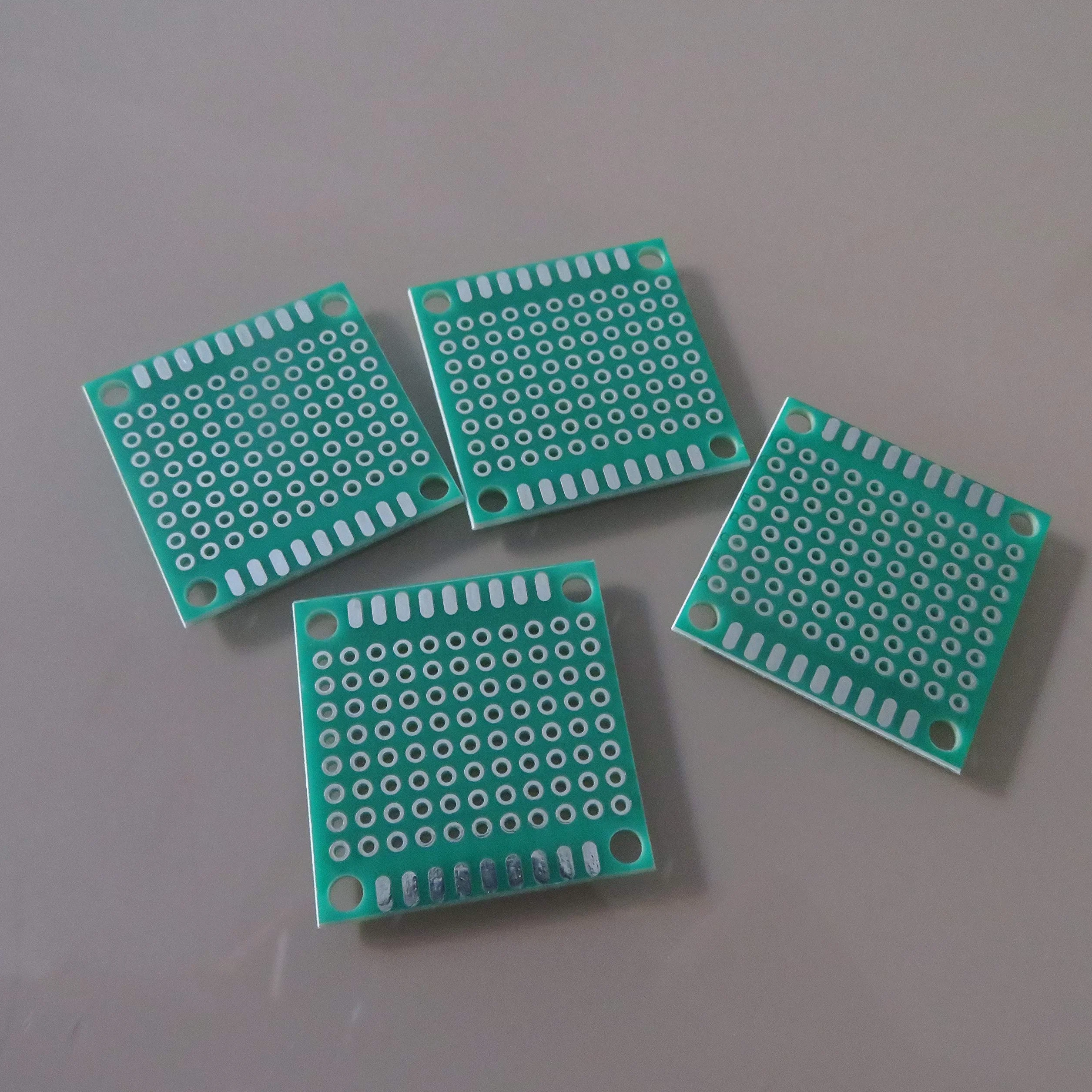 20 szt. mini otworów 3 x 3 cm płytka lutownicza płytka perforowana płytka prototypowy papier PCB płytka drukowana uniwersalna eksperyment Matrix Circuit Board FR4 włókno szklane