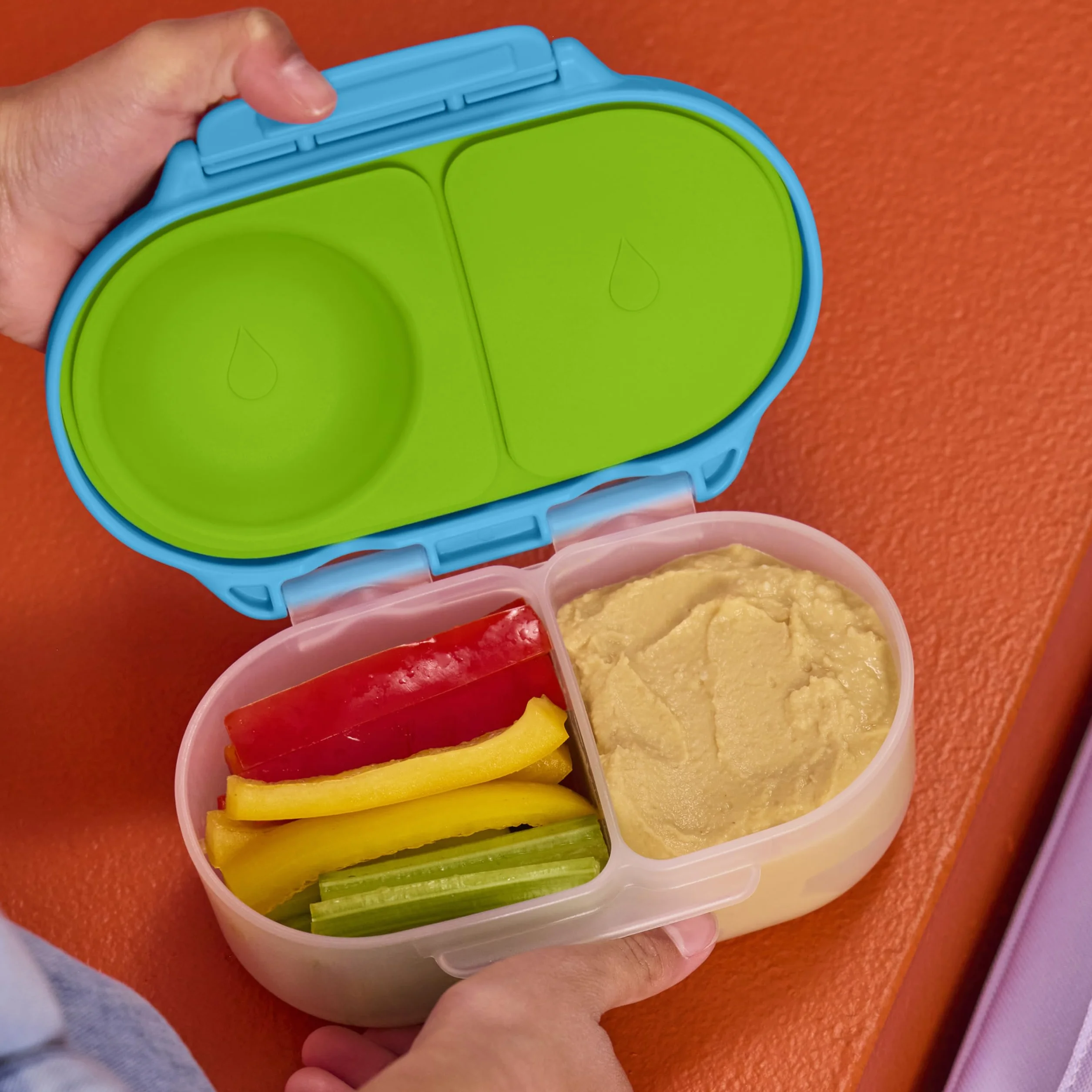 b.box Snackbox | Mini pudełko na lunch Bento z 2 szczelnymi przegródkami, idealne dla małych dzieci, na lunch i przekąski, pasuje do całego owocu, nie zawiera BPA, Ocean Breeze