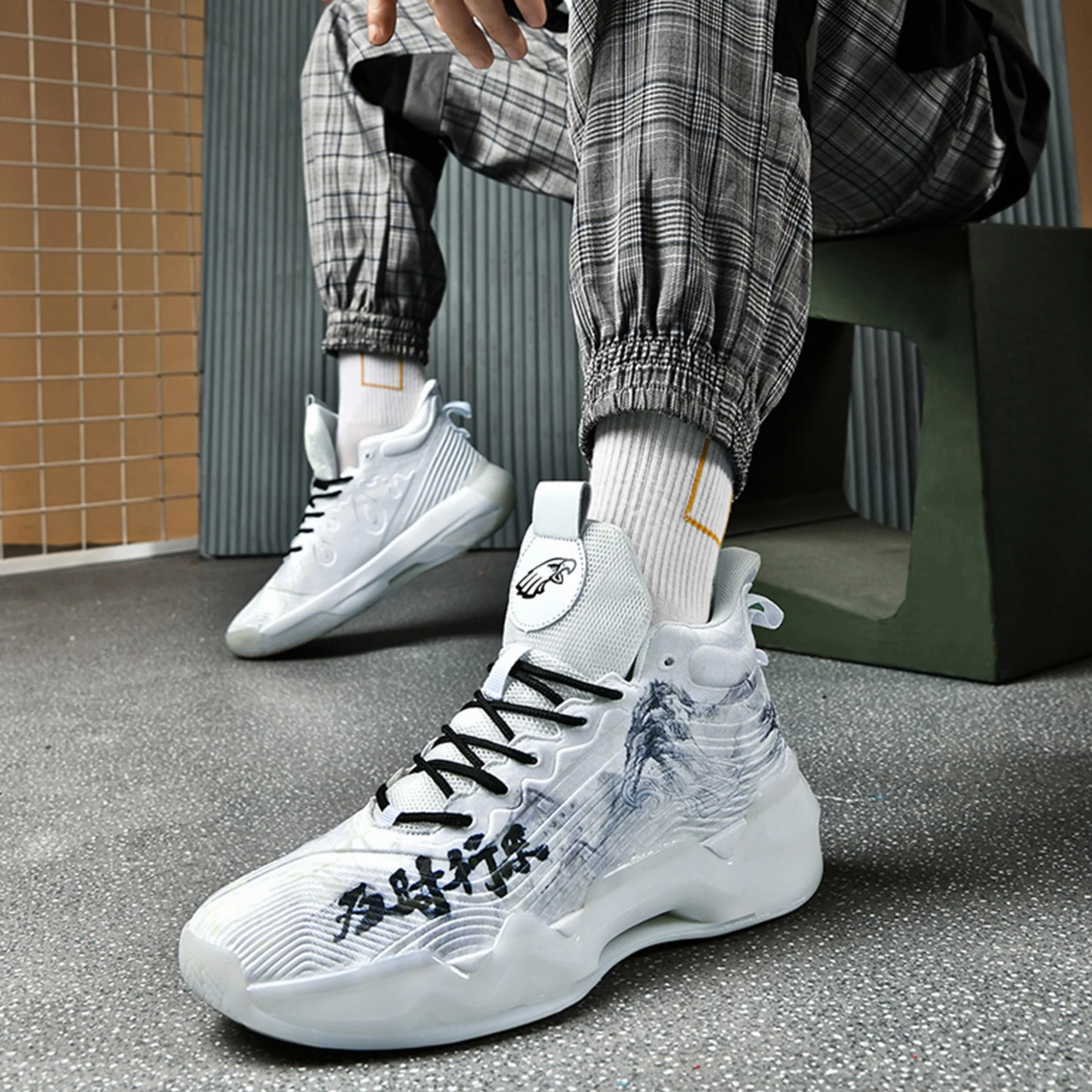 Męskie buty do koszykówki, wysokie, antypoślizgowe, amortyzujące biegania, modne, trwałe treningowe(White,40 EU)
