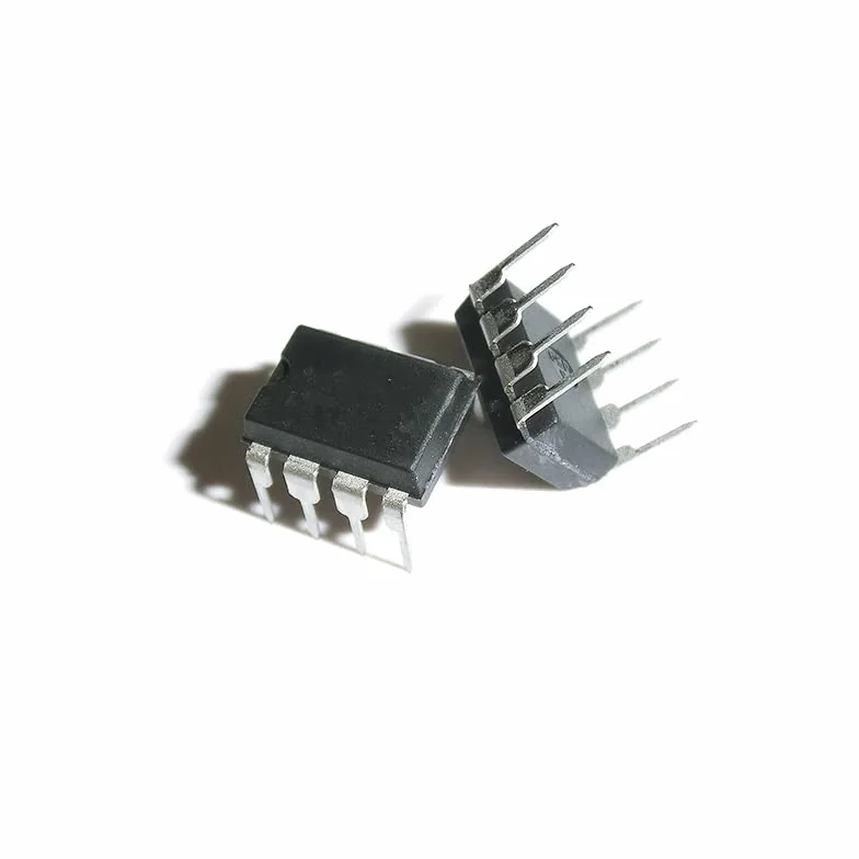 10 sztuk 072D NJM072D DIP8 JRC072D
