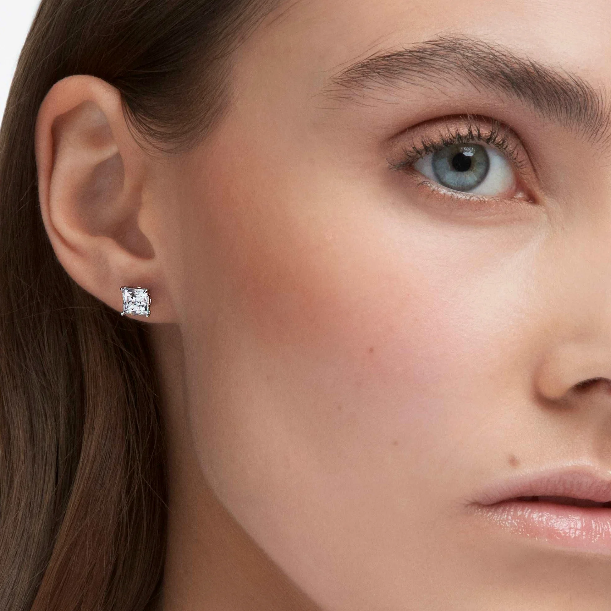 Swarovski Stilla Attract Kolekcja kolczyki sztyfty, biały, pokryty rodem