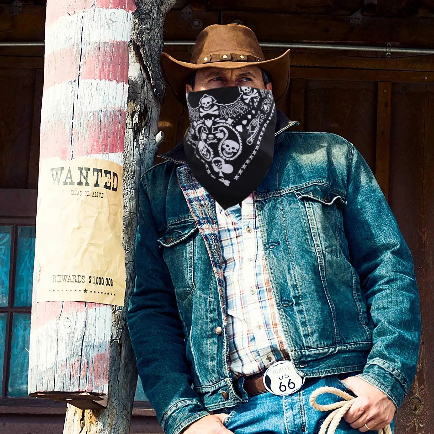 TRIXES Czarna bandana, motyw karty do gry, chusta na głowę z dwustronnym wzorem białej czaszki – ocieplacz na szyję dla dorosłych, unisex, piracka bandana, kominiarka dla motocyklisty, akcesoria,