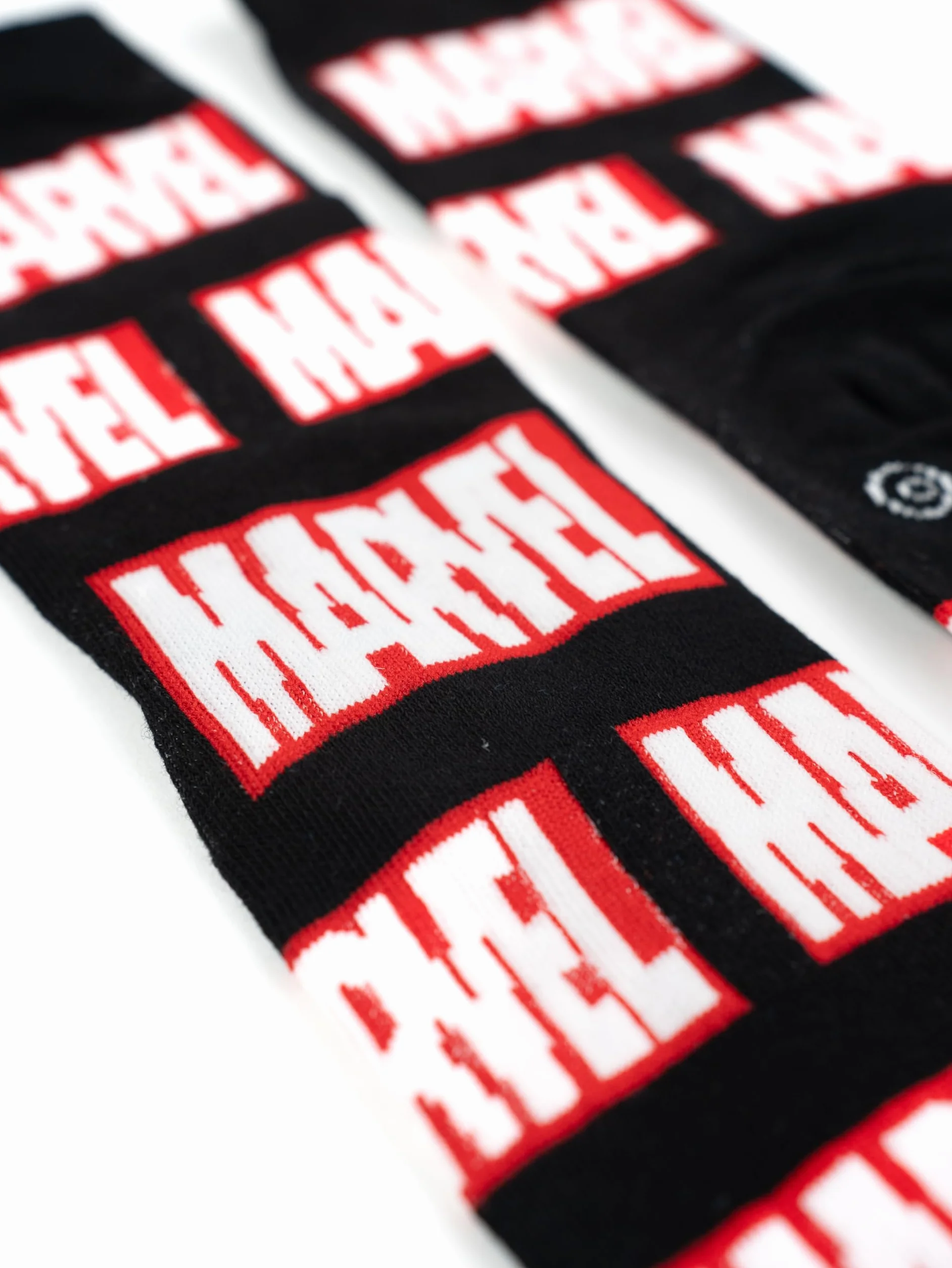 United Labels 5 par skarpet Marvel dla mężczyzn, kolorowe, 40-45, skarpety męskie superbohaterowie, skarpety męskie