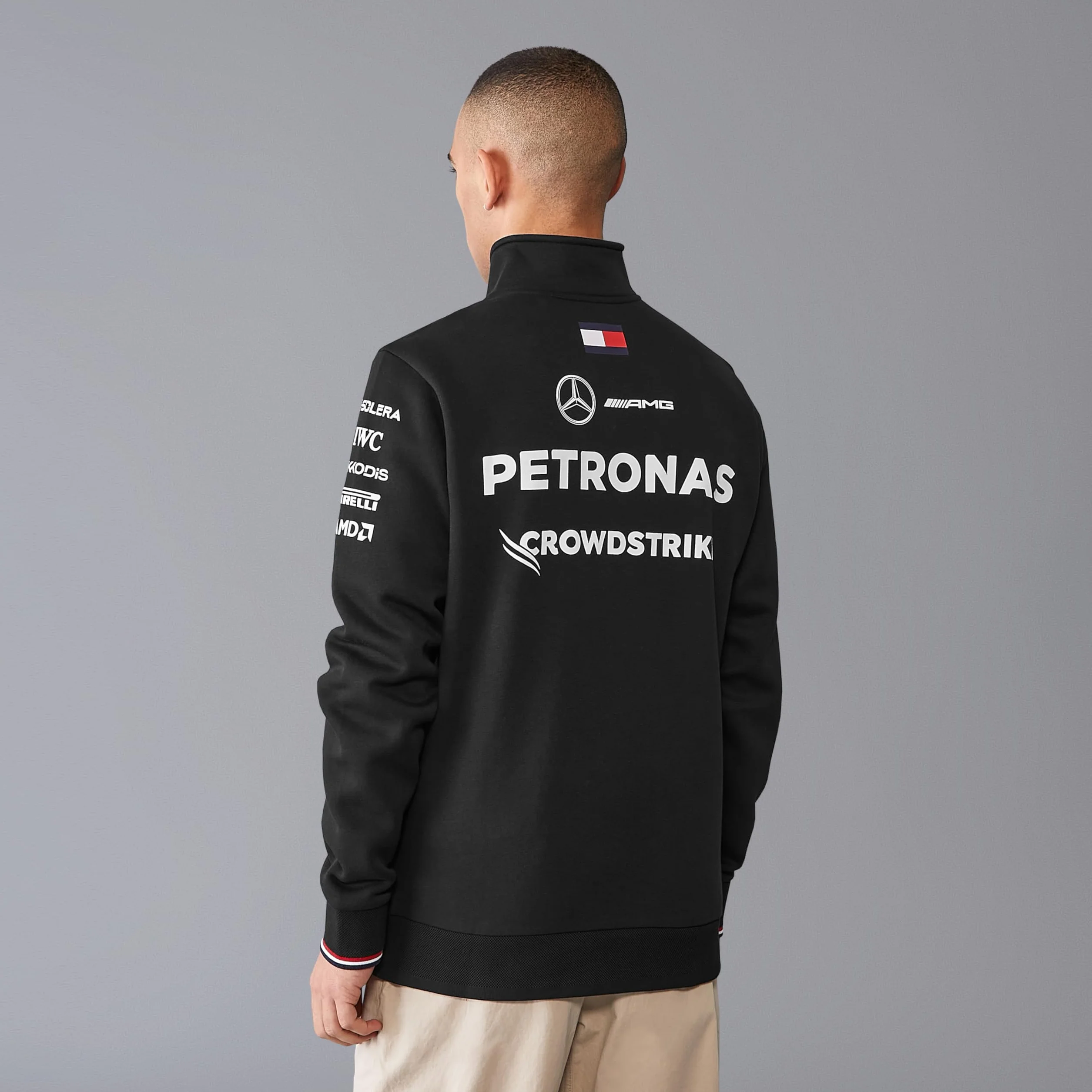 Mercedes AMG Petronas F1 Męski sweter z zamkiem błyskawicznym 2024 - czarny