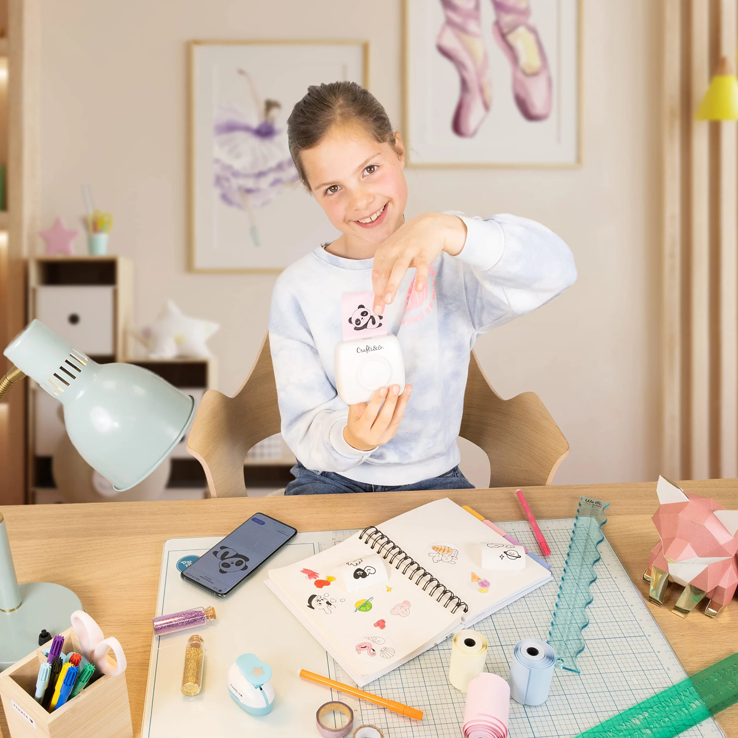 Crafts&Co Przenośna mini drukarka termiczna do smartfonów | Natychmiastowa mini drukarka Bluetooth, drukowanie naklejek, zdjęć, etykiet, zawiera 3 rolki papieru + aplikacja