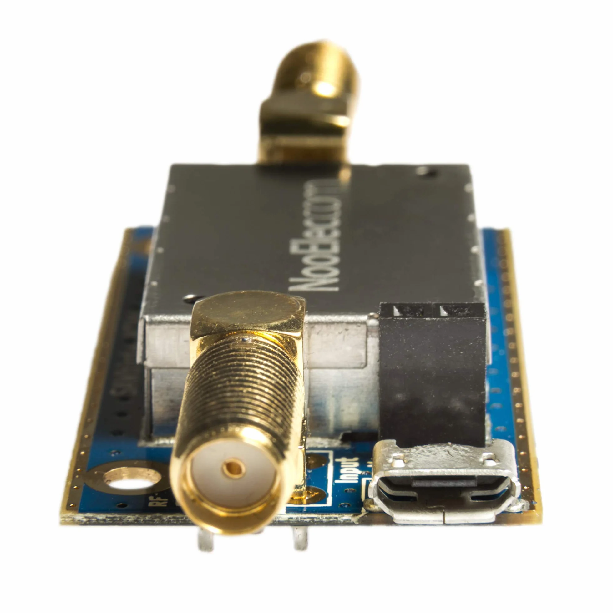 NooElec SAWbird+ NOAA - wysokiej jakości filtr SAW i kaskadowy moduł LNA z bardzo niskim poziomem szumów do zastosowań NOAA. Częstotliwość środkowa 137 MHz