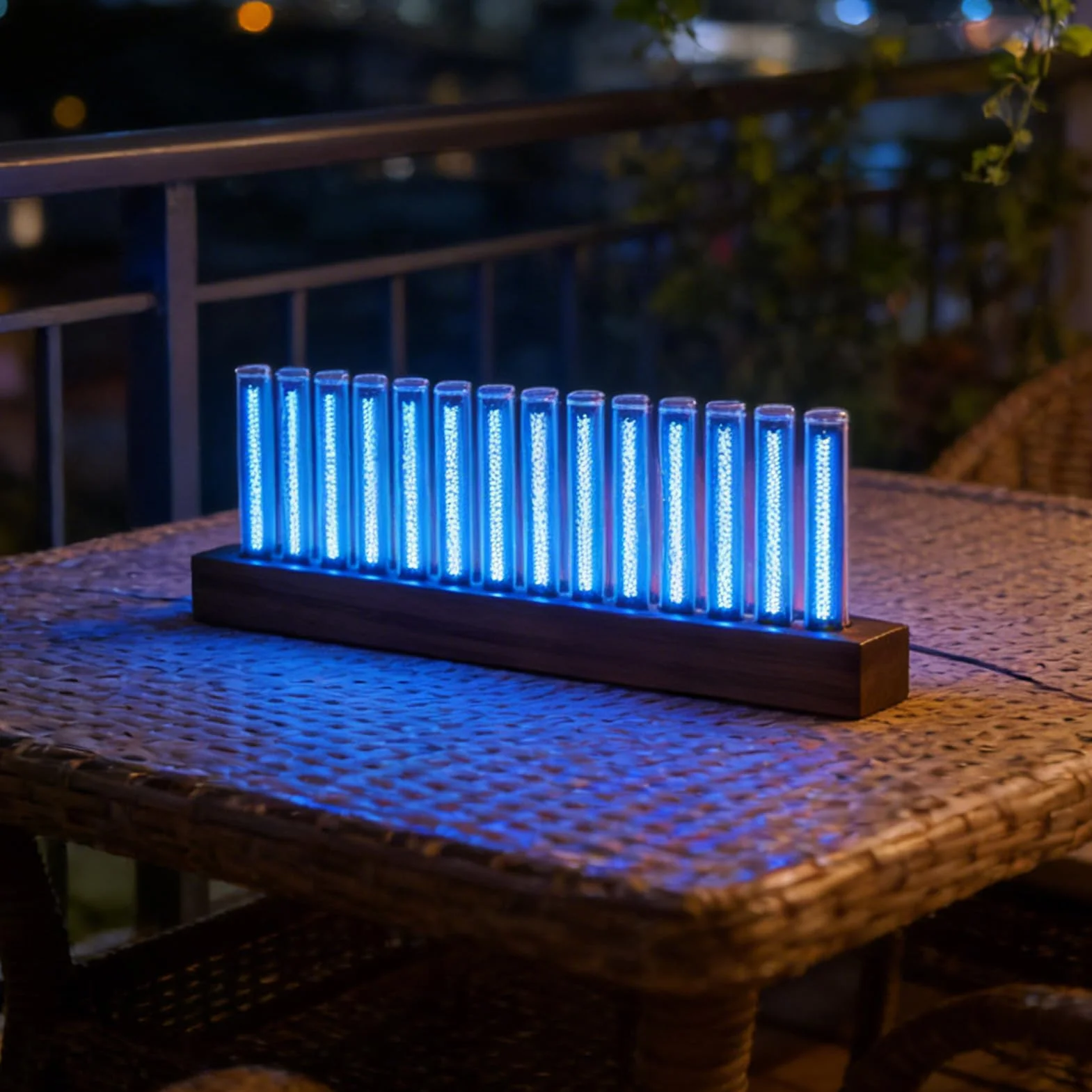 Wyświetlacz LED Widma Muzycznego, Bezprzewodowy Analizator Dźwięku z 12 Lampami do Pomiaru Rytmu, regulacją Czułości AGC i Oświetleniem Otoczenia RGB